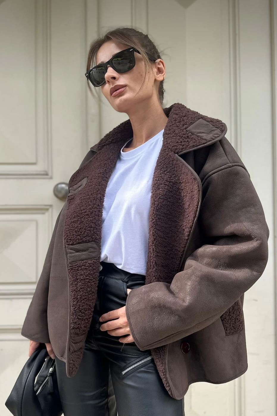 Dokulu İçi Peluşlu Oversize Süet Mont