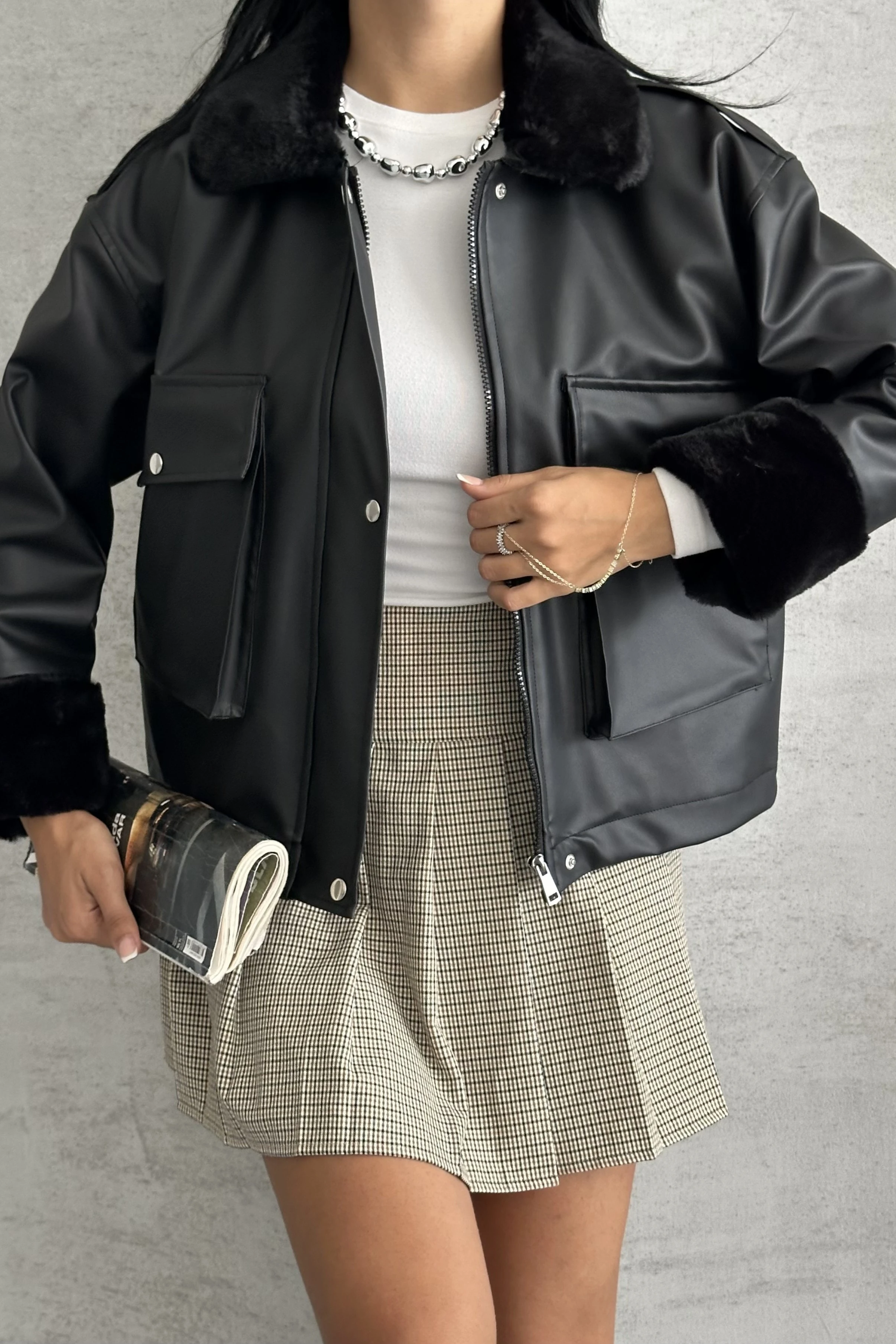 Kadın Kürk Yakalı Biker Deri Ceket | Çift Cepli, Soğuk Geçirmez, Kışlık Suni Deri Mont