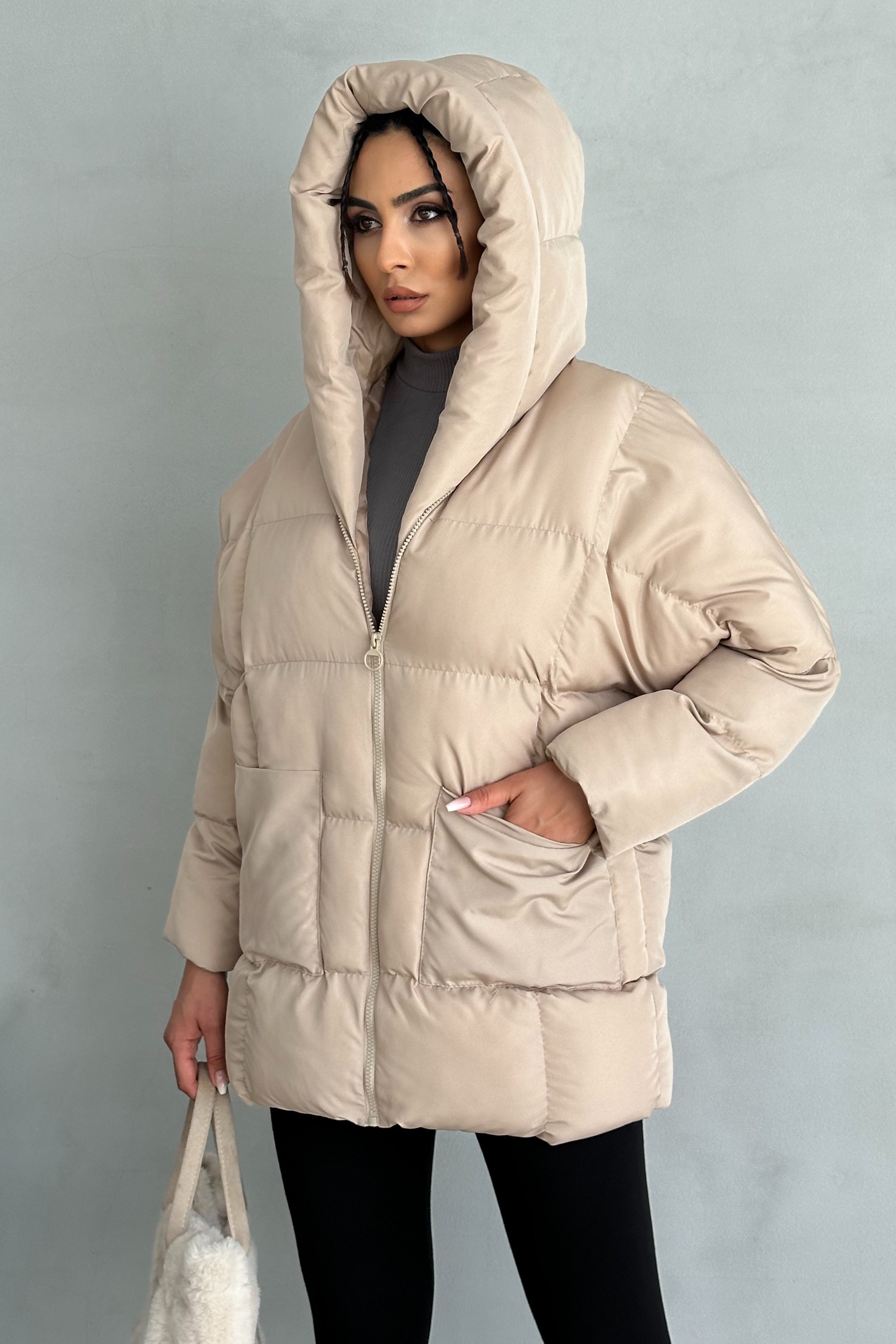 Puffer Kapüşonlu Şişme Yarasa Mont