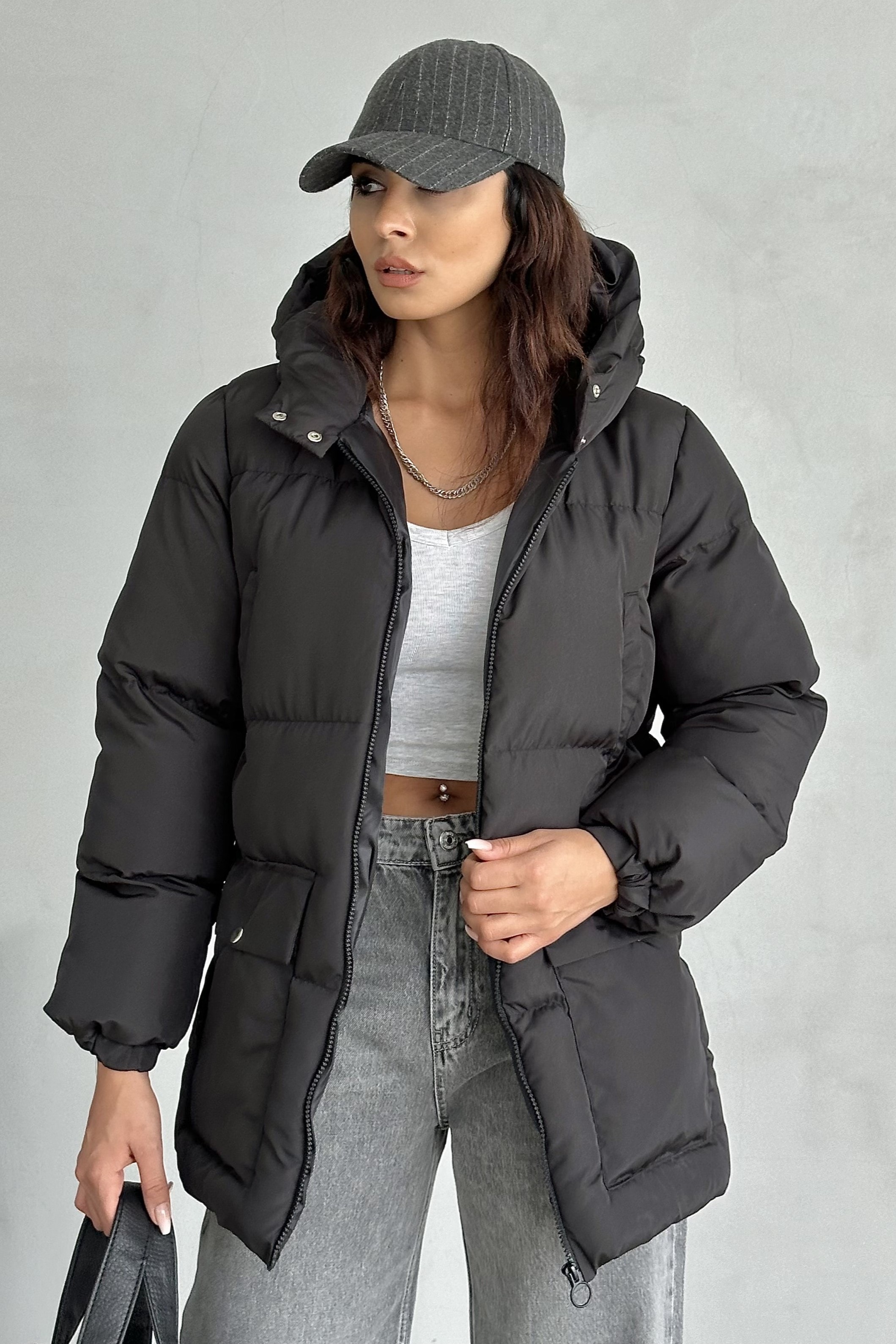 Puffer 4 Cep Detaylı Kapüşonlu Şişme Mont - siyah