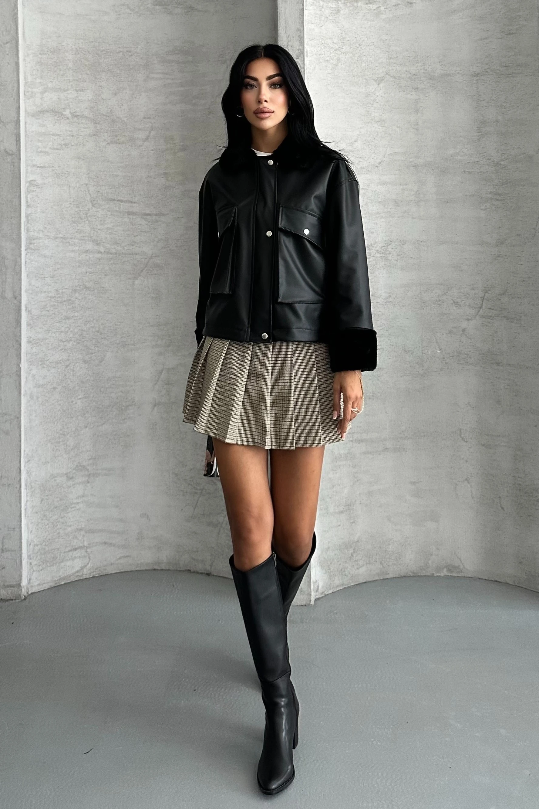 Kadın Kürk Yakalı Biker Deri Ceket | Çift Cepli, Soğuk Geçirmez, Kışlık Suni Deri Mont