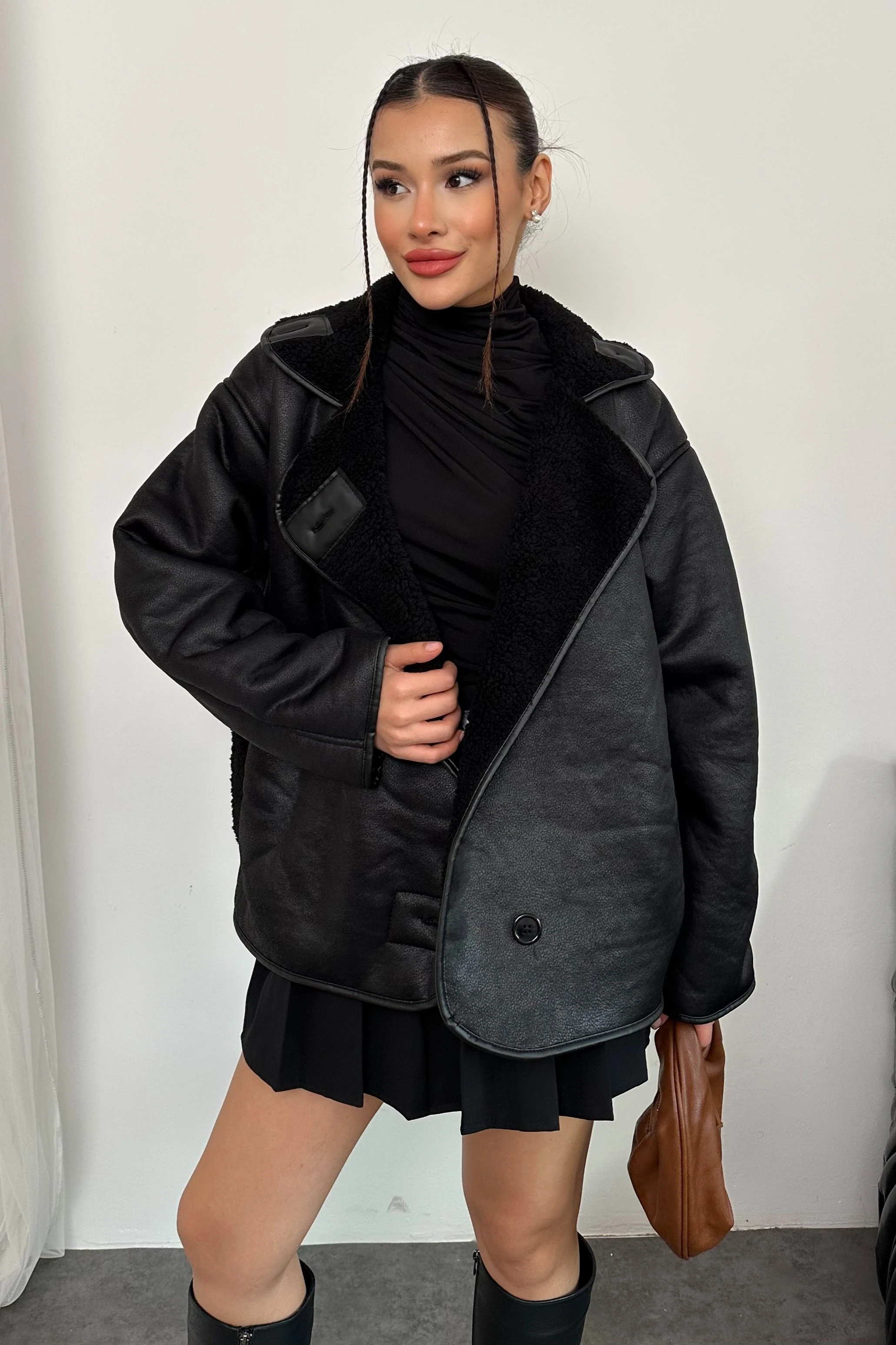 Dokulu İçi Peluşlu Oversize Süet Mont - siyah