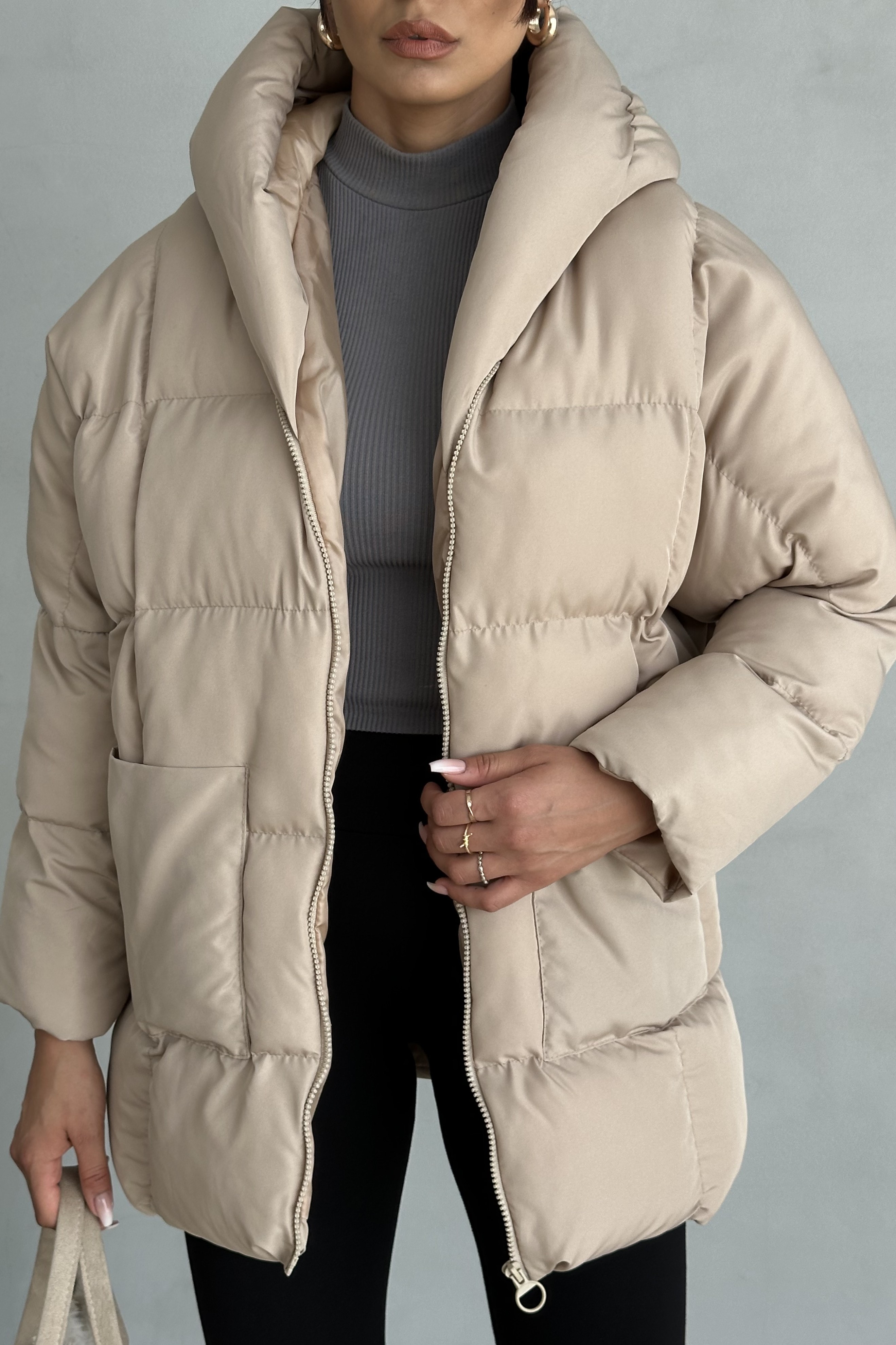 Puffer Kapüşonlu Şişme Yarasa Mont