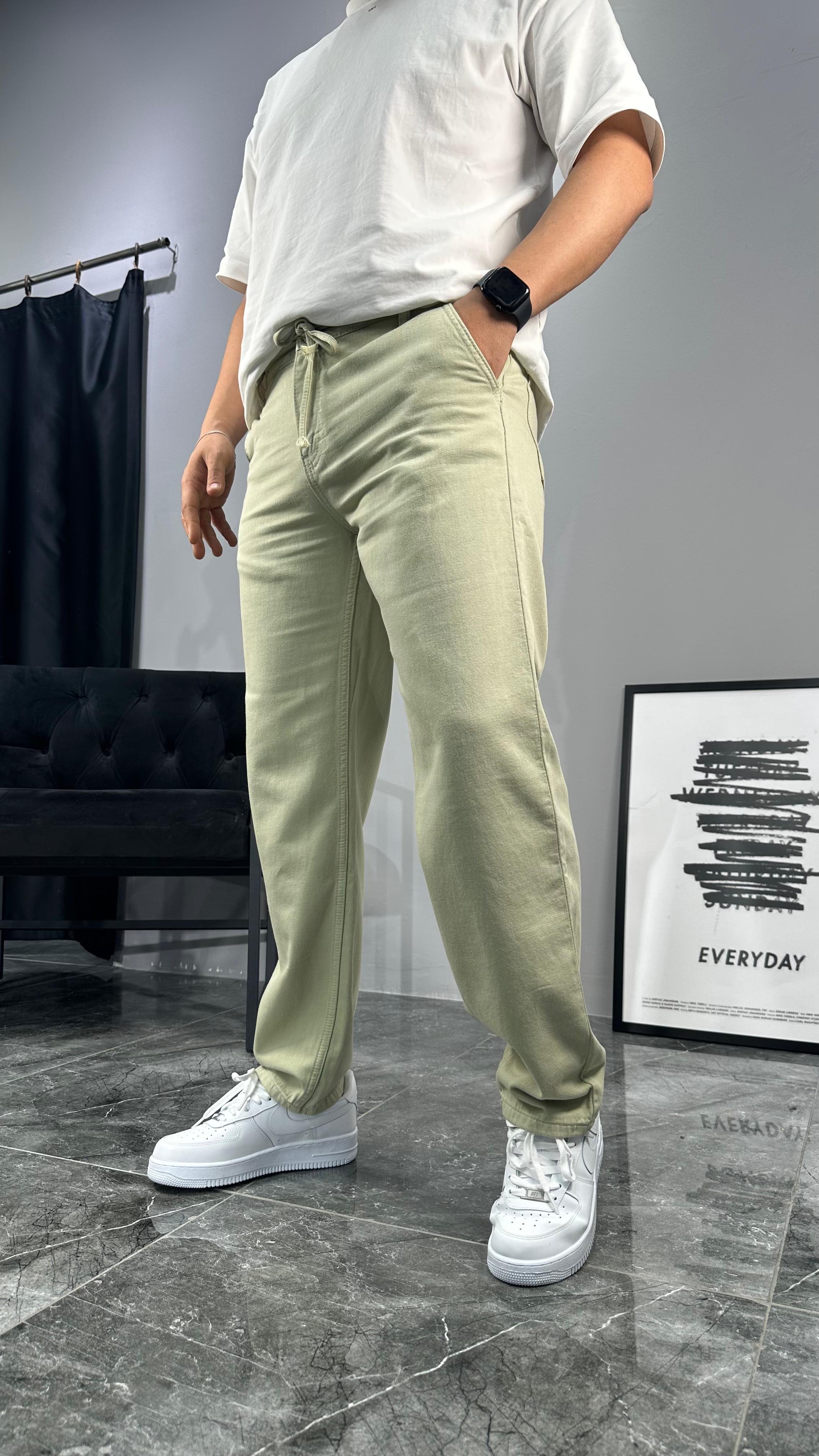 Straight Street Jogger