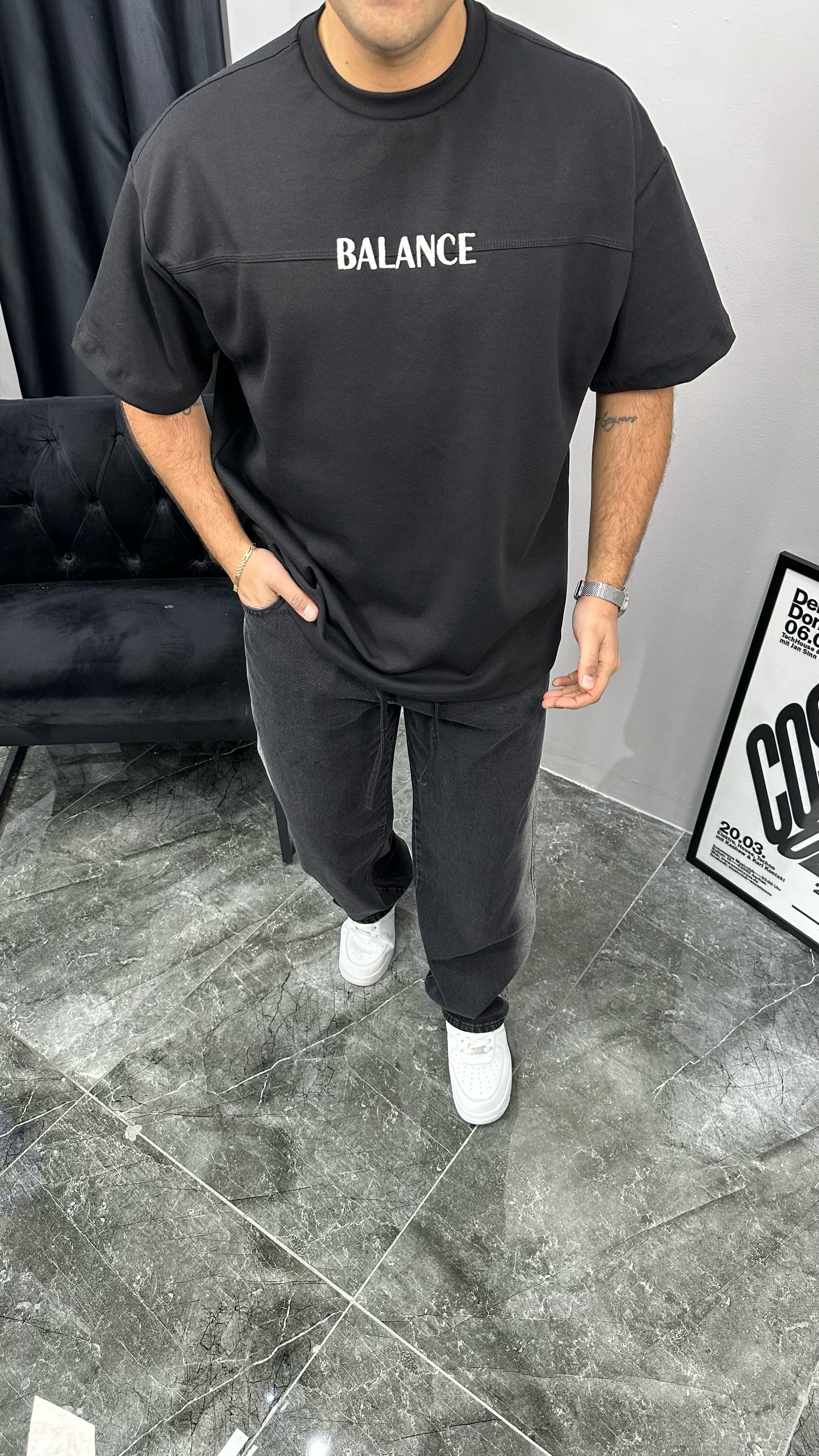 Balance Baskılı Tshirt