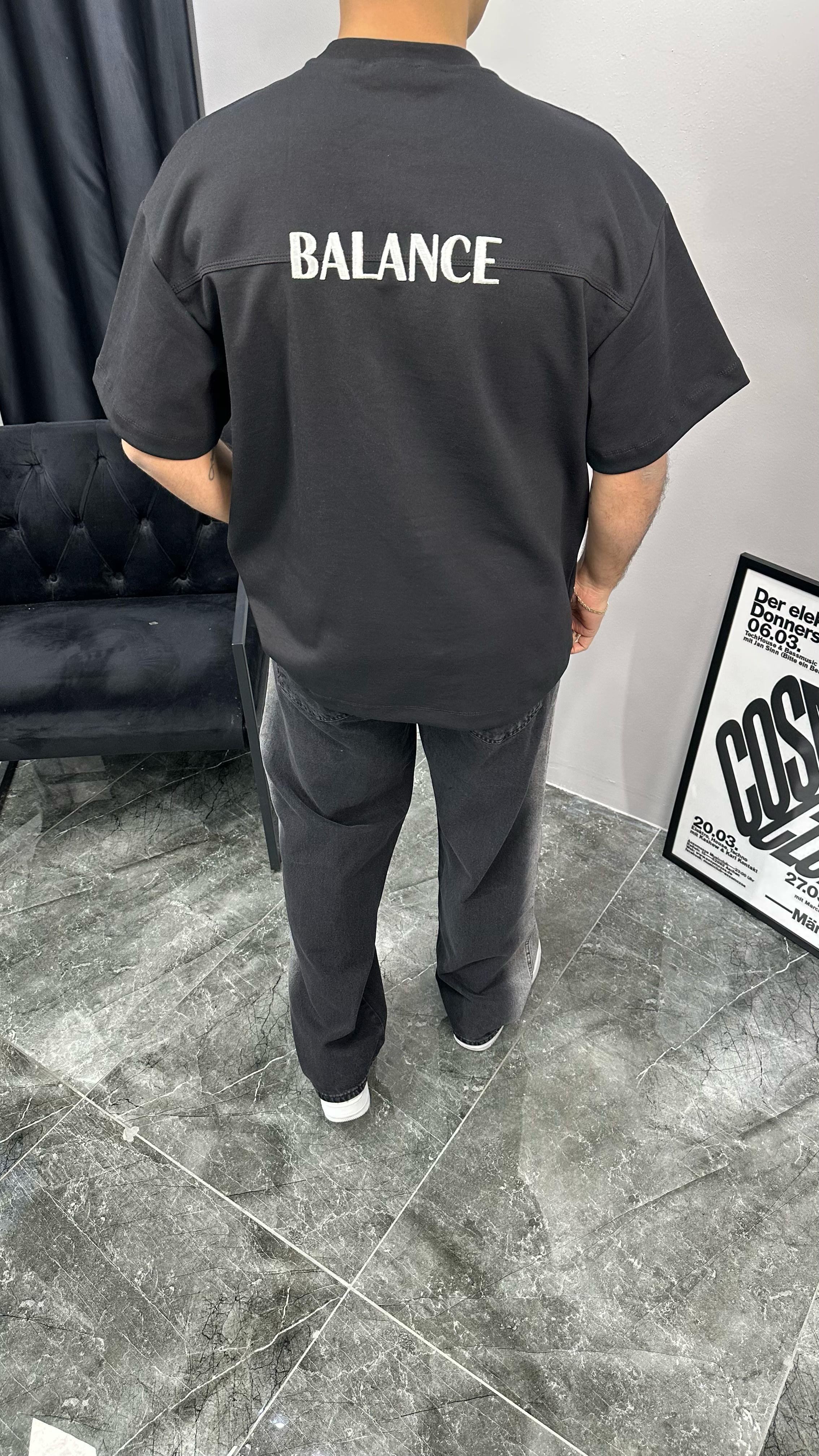 Balance Baskılı Tshirt