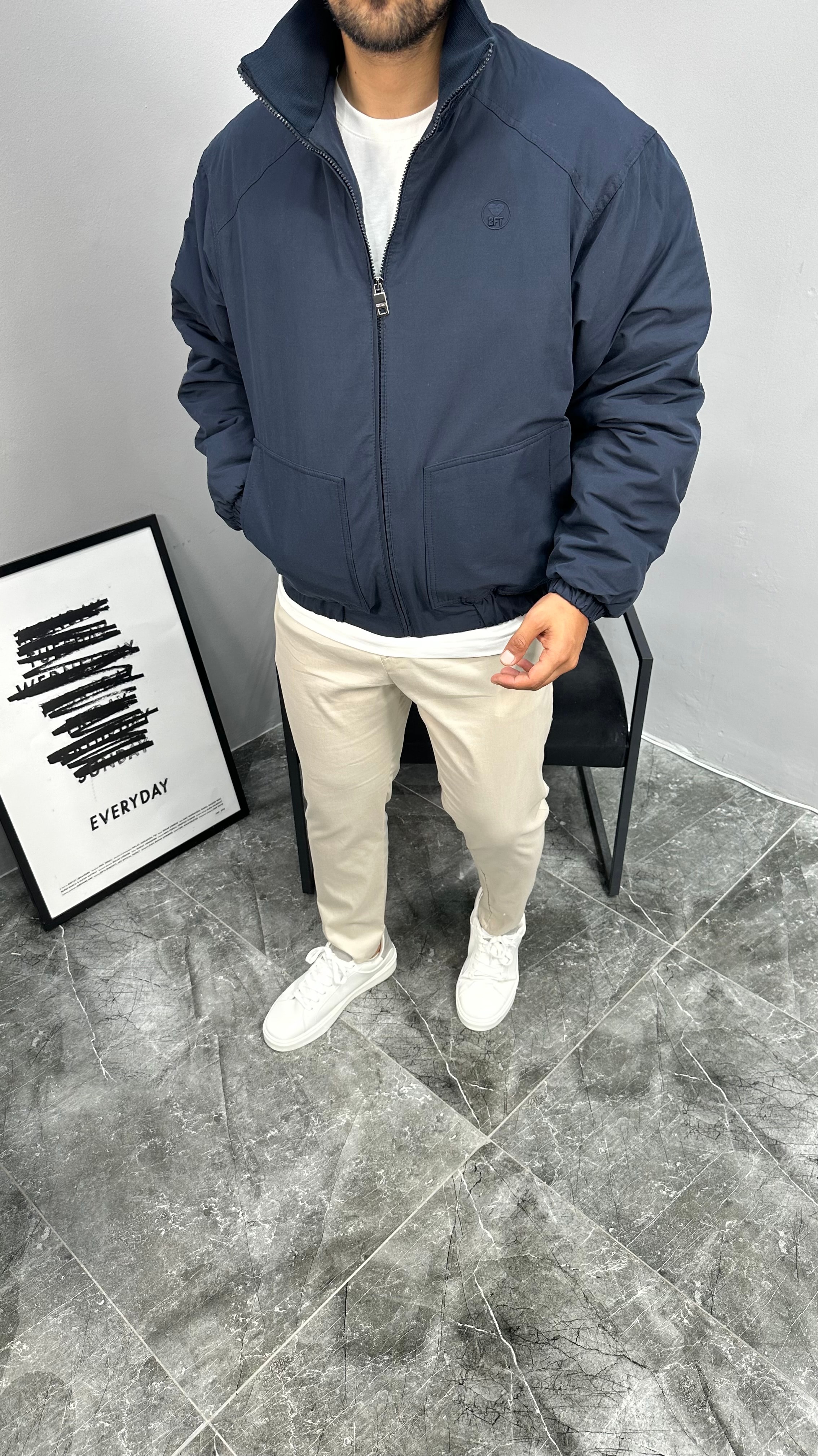 Kapitoneli Bomber Mont