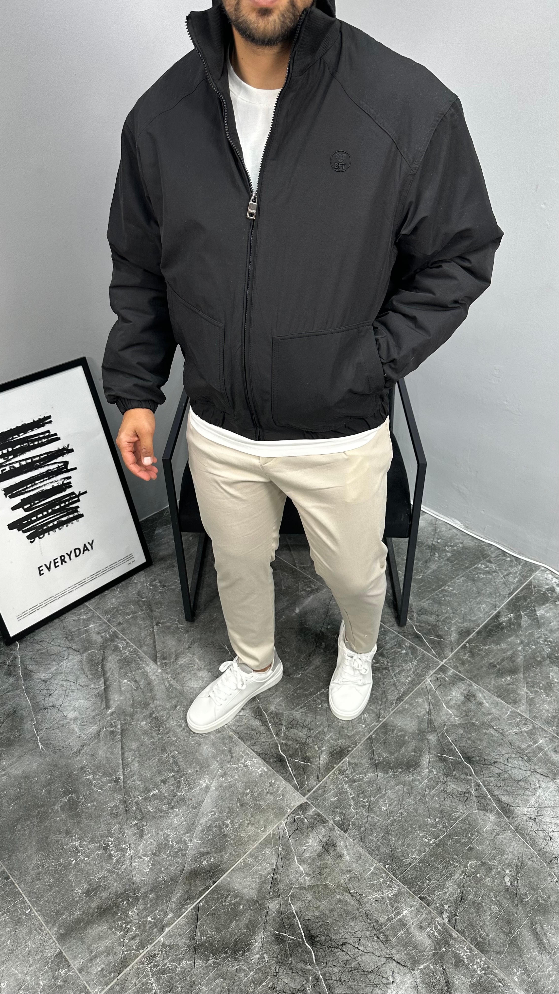 Kapitoneli Bomber Mont