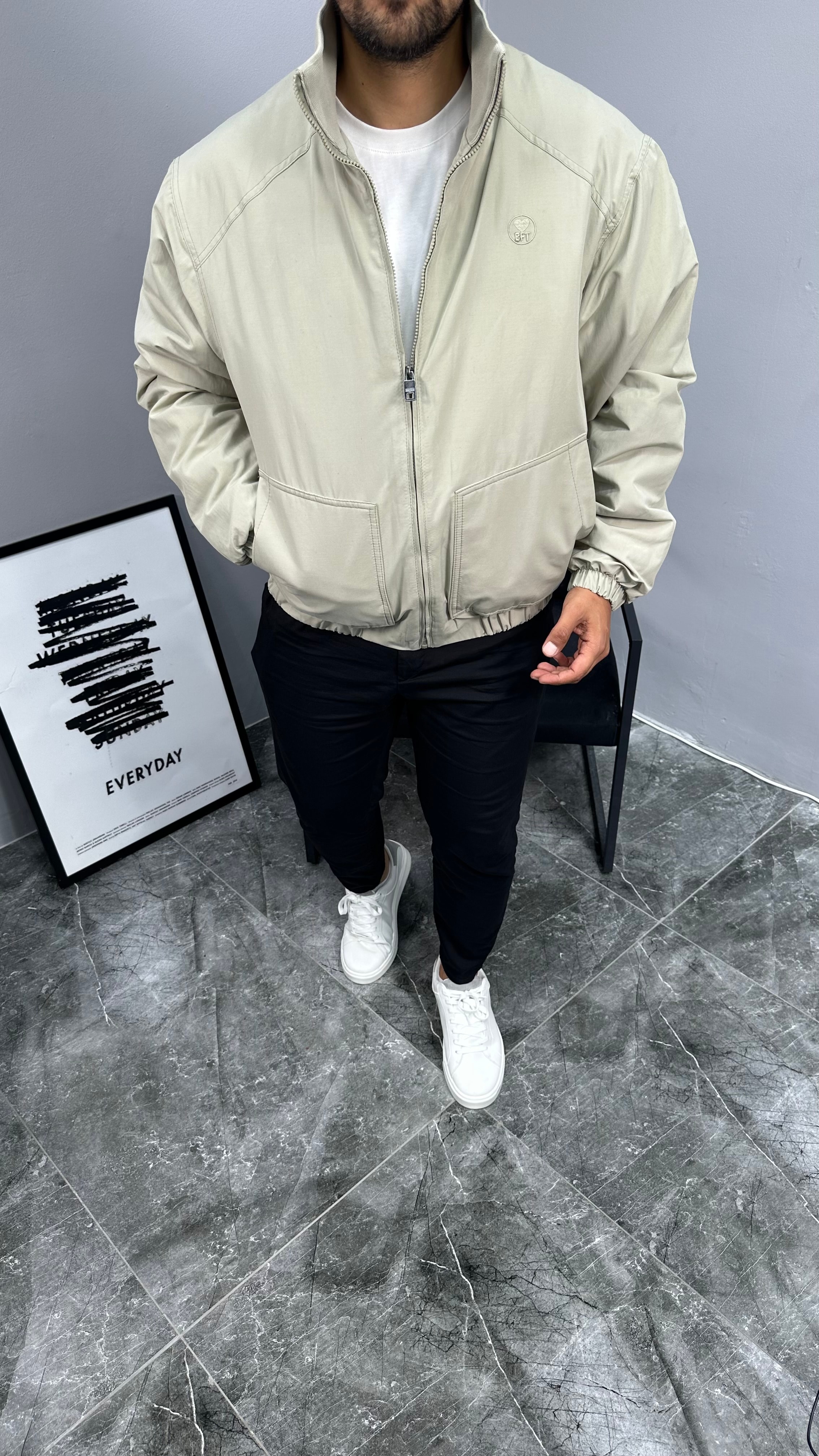 Kapitoneli Bomber Mont