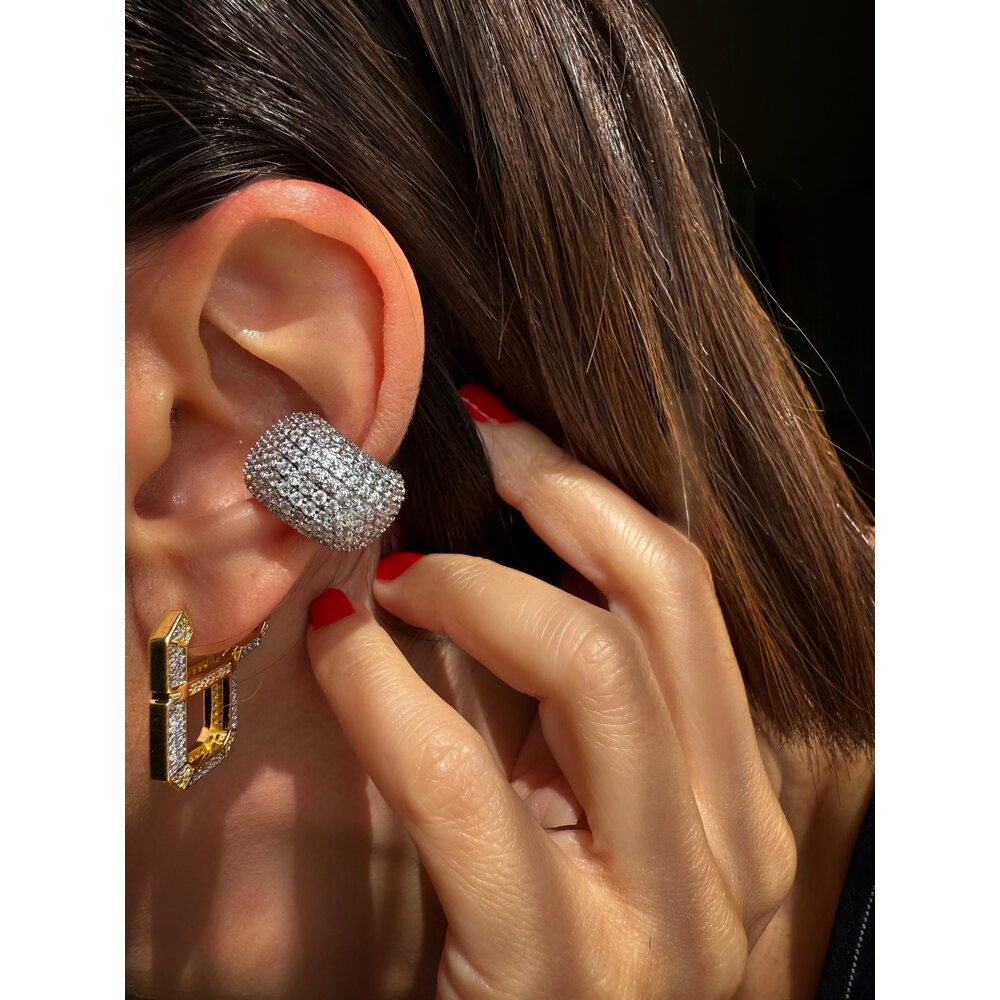 Ball Earcuff