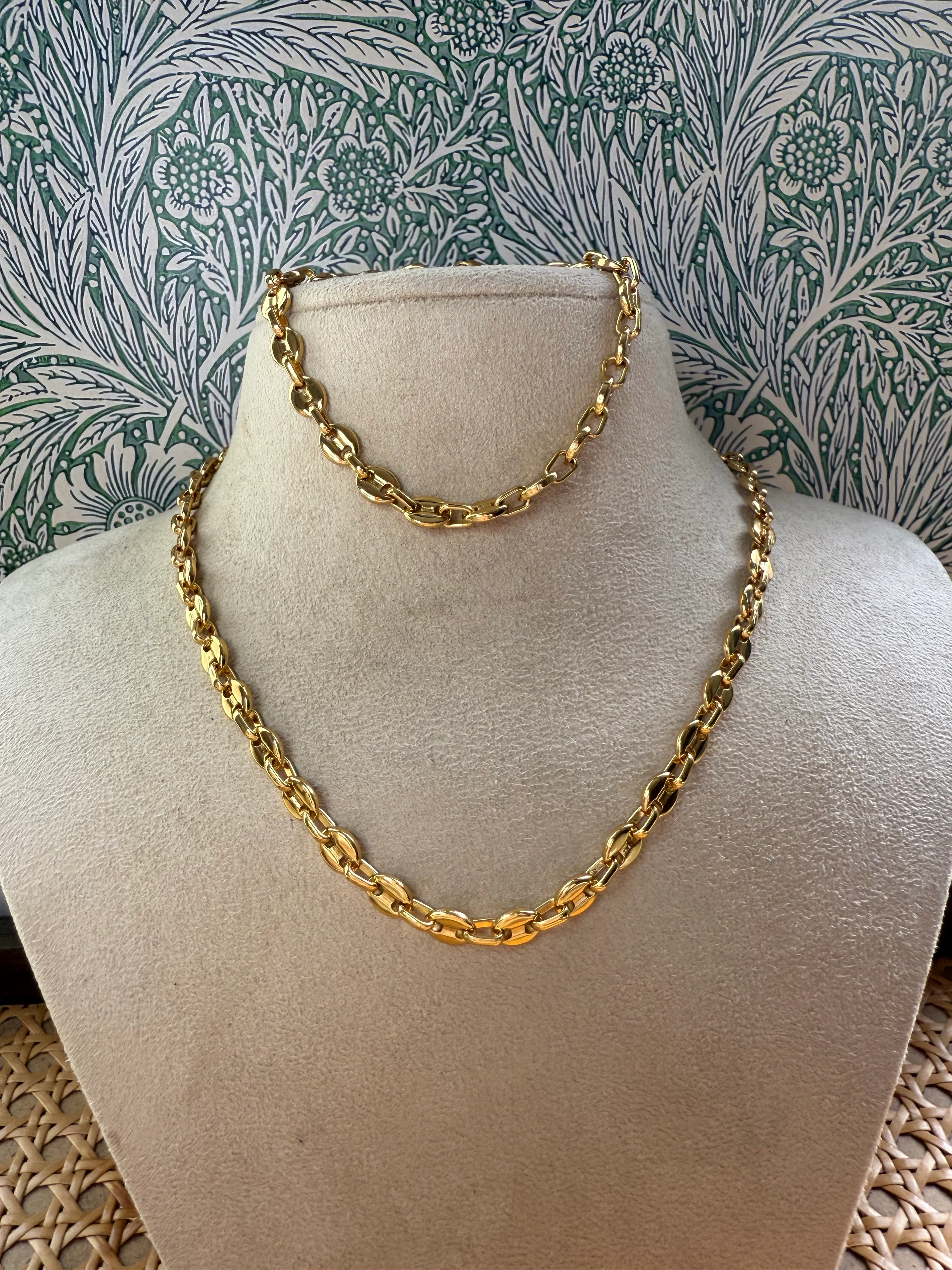 Almond (Bileklik Dahil)