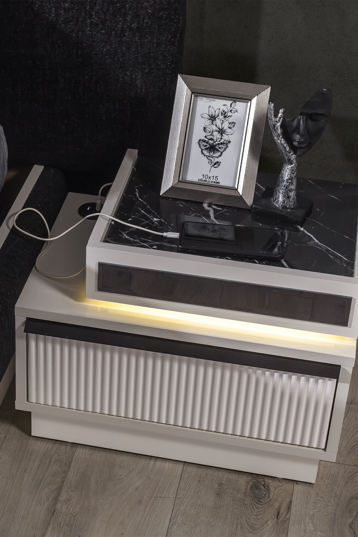 Diamond 2 Çekmeceli Komodin