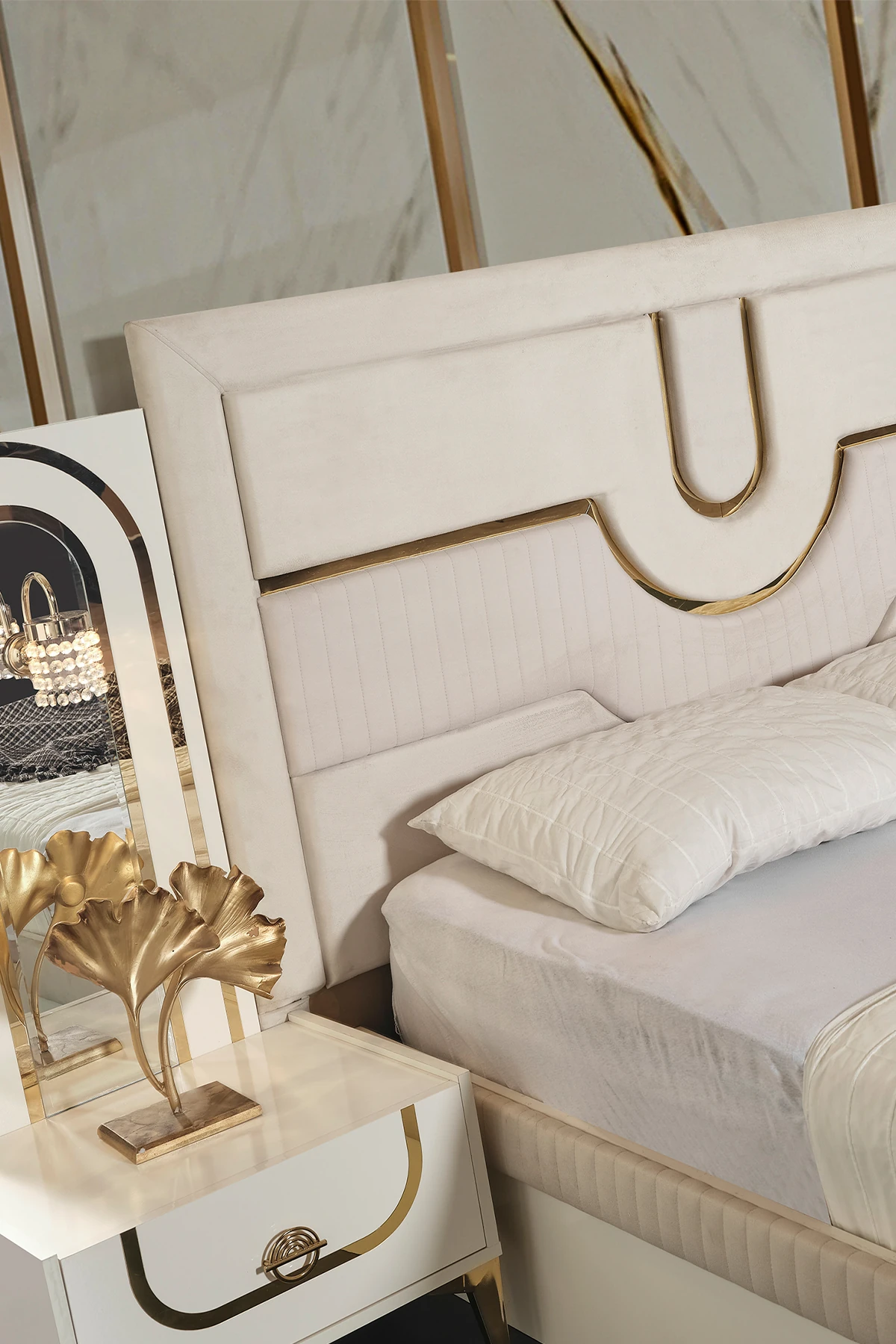 Safir Bazalı Karyola + Bench