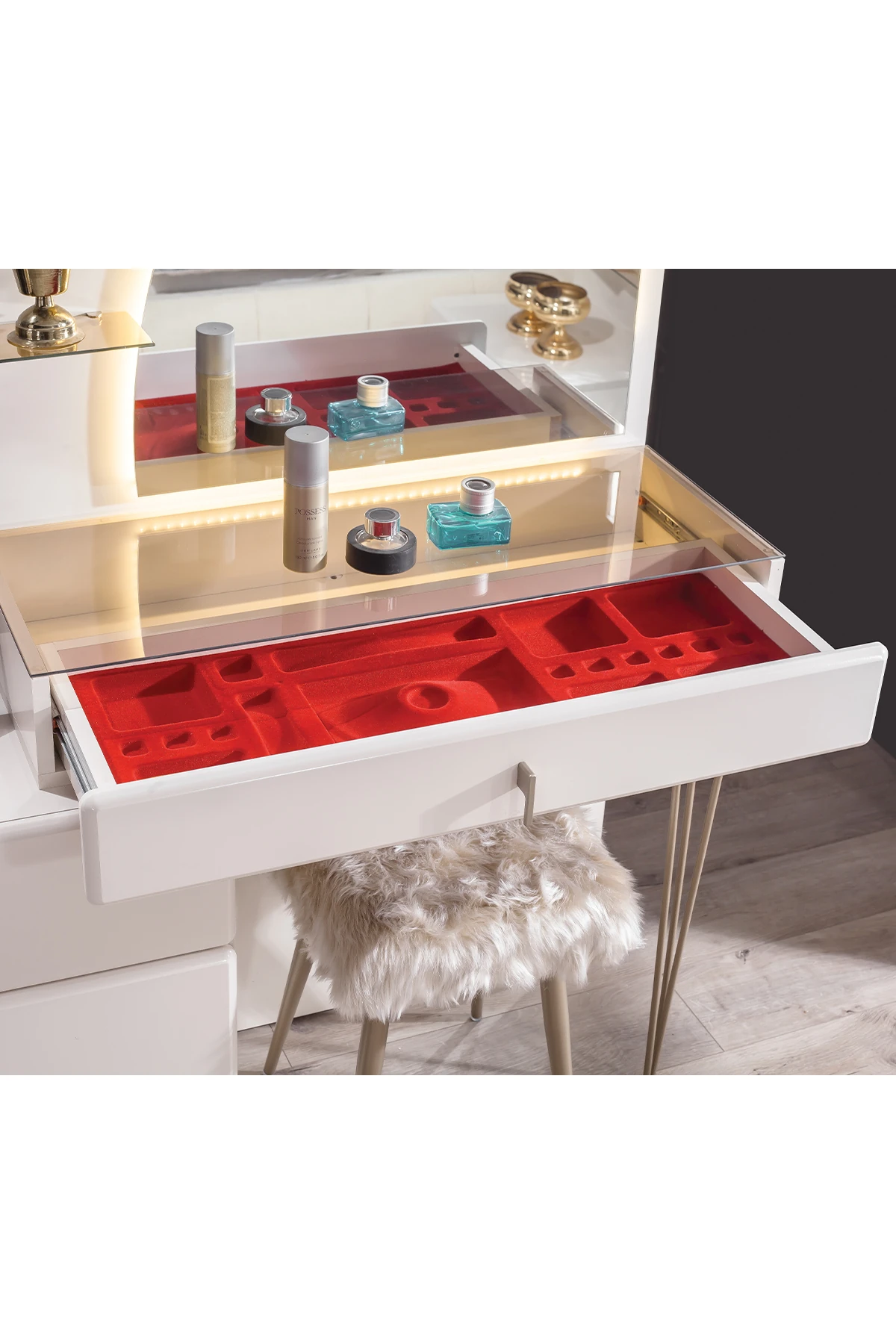 Ada Aynalı Puflu Şifonyer