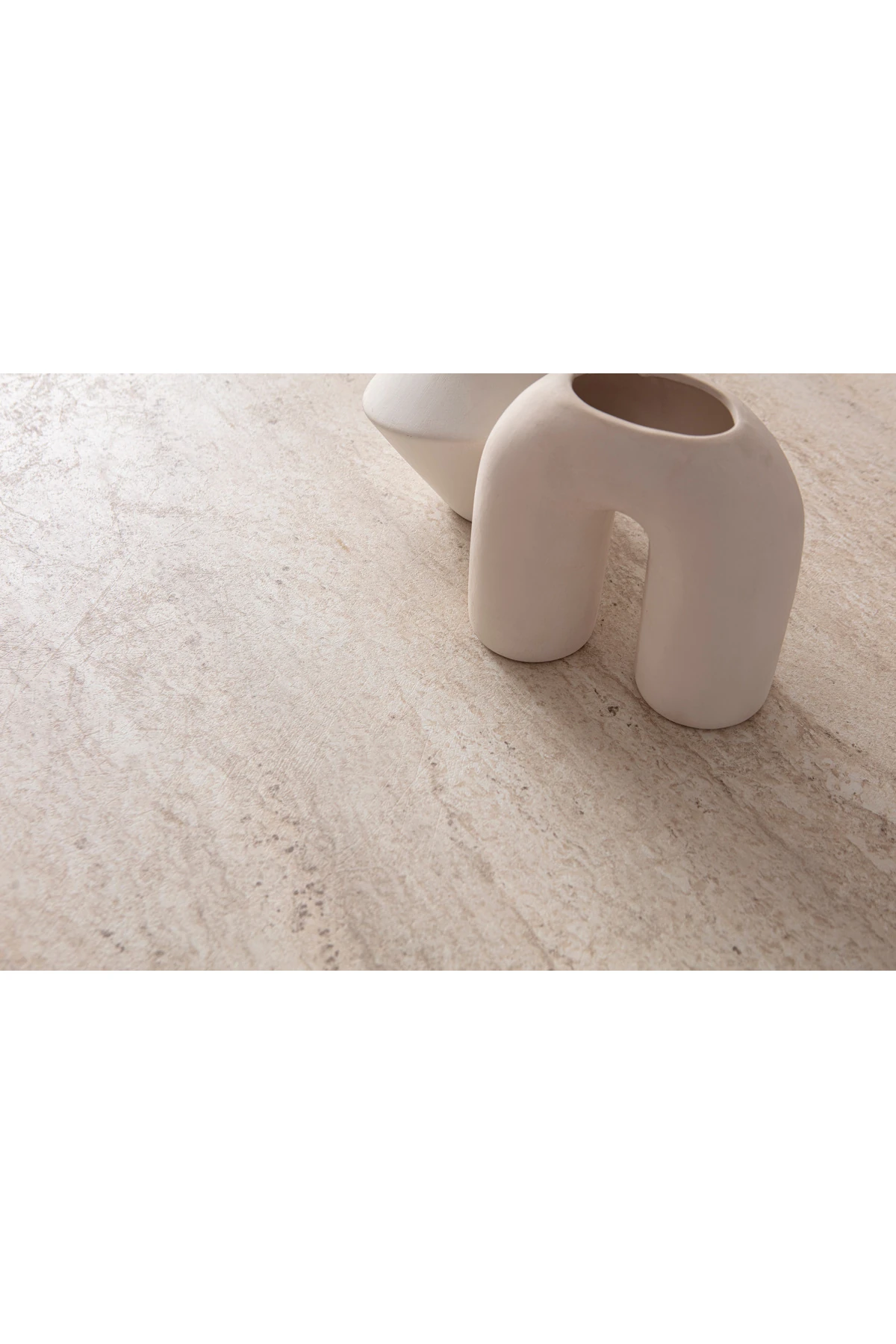 Traverten Yuvarlak Masa