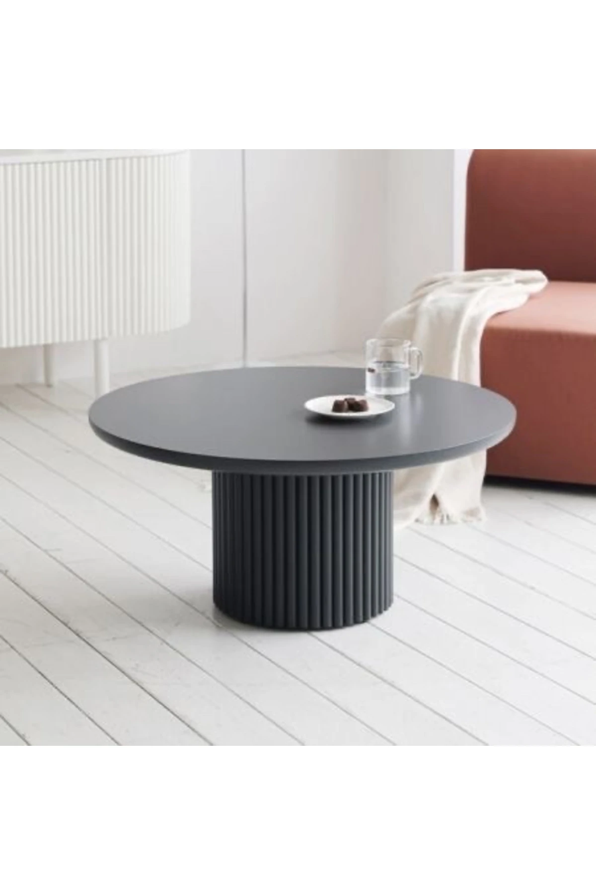 Bella Tasarım Yuvarlak Siyah Sehpa