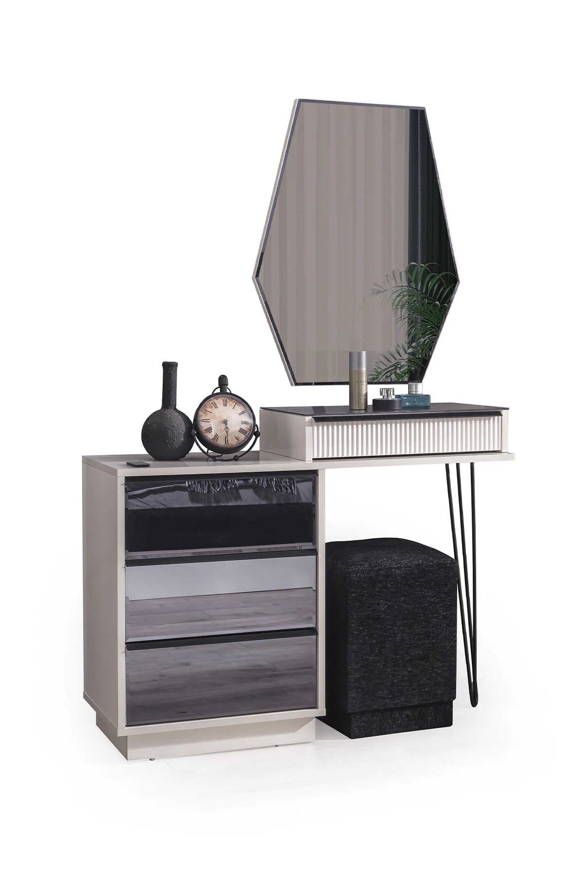 Diamond Aynalı Puflu Şifonyer