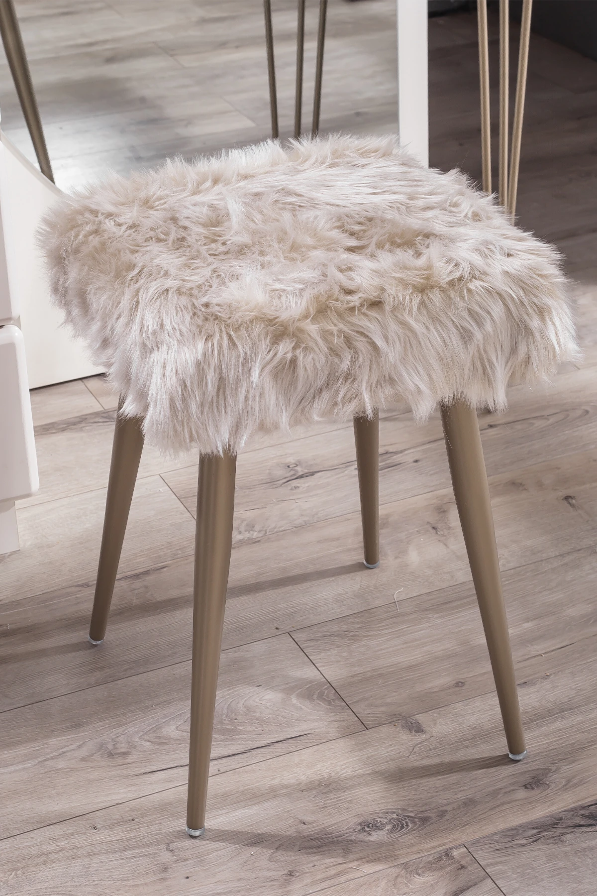 Ada Aynalı Puflu Şifonyer