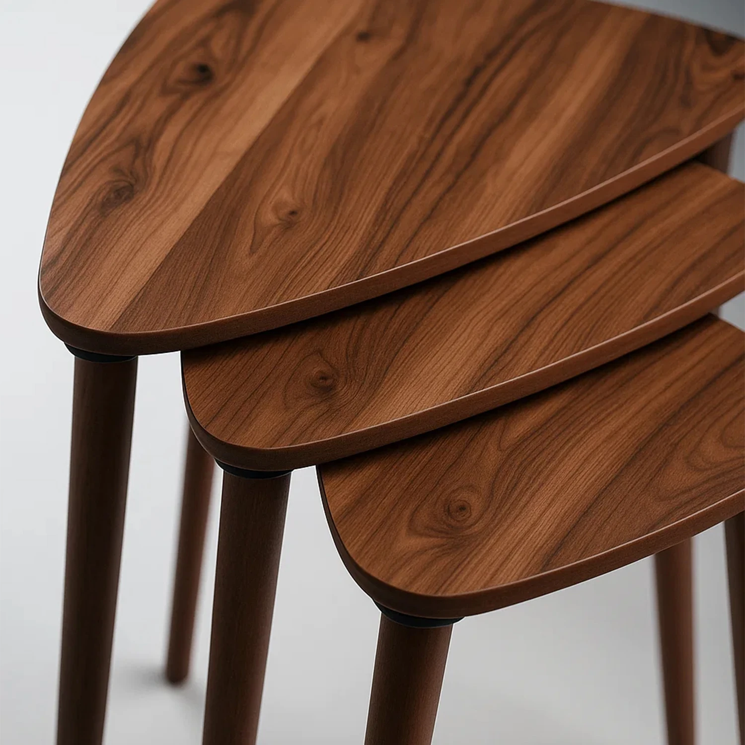 Tokyo Zigon Sehpa Urartu