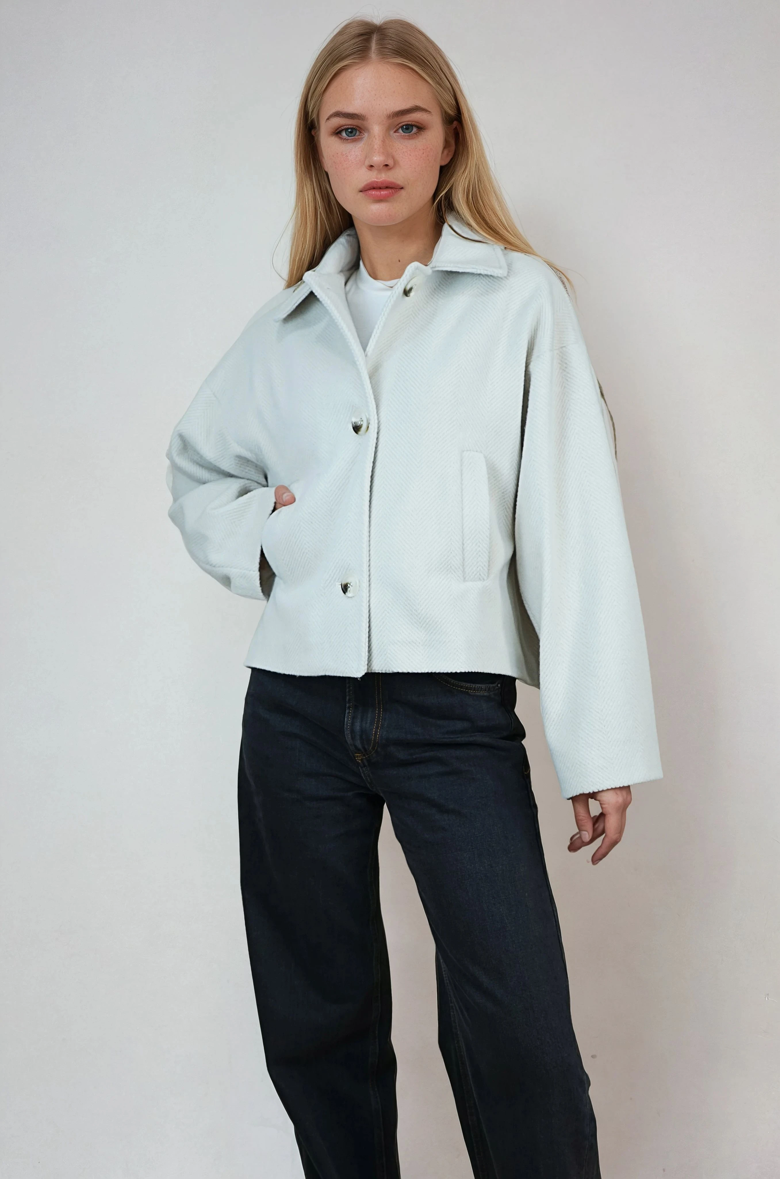 Oversize Desenli Kadın Kısa Kaşe Kaban  - Bej