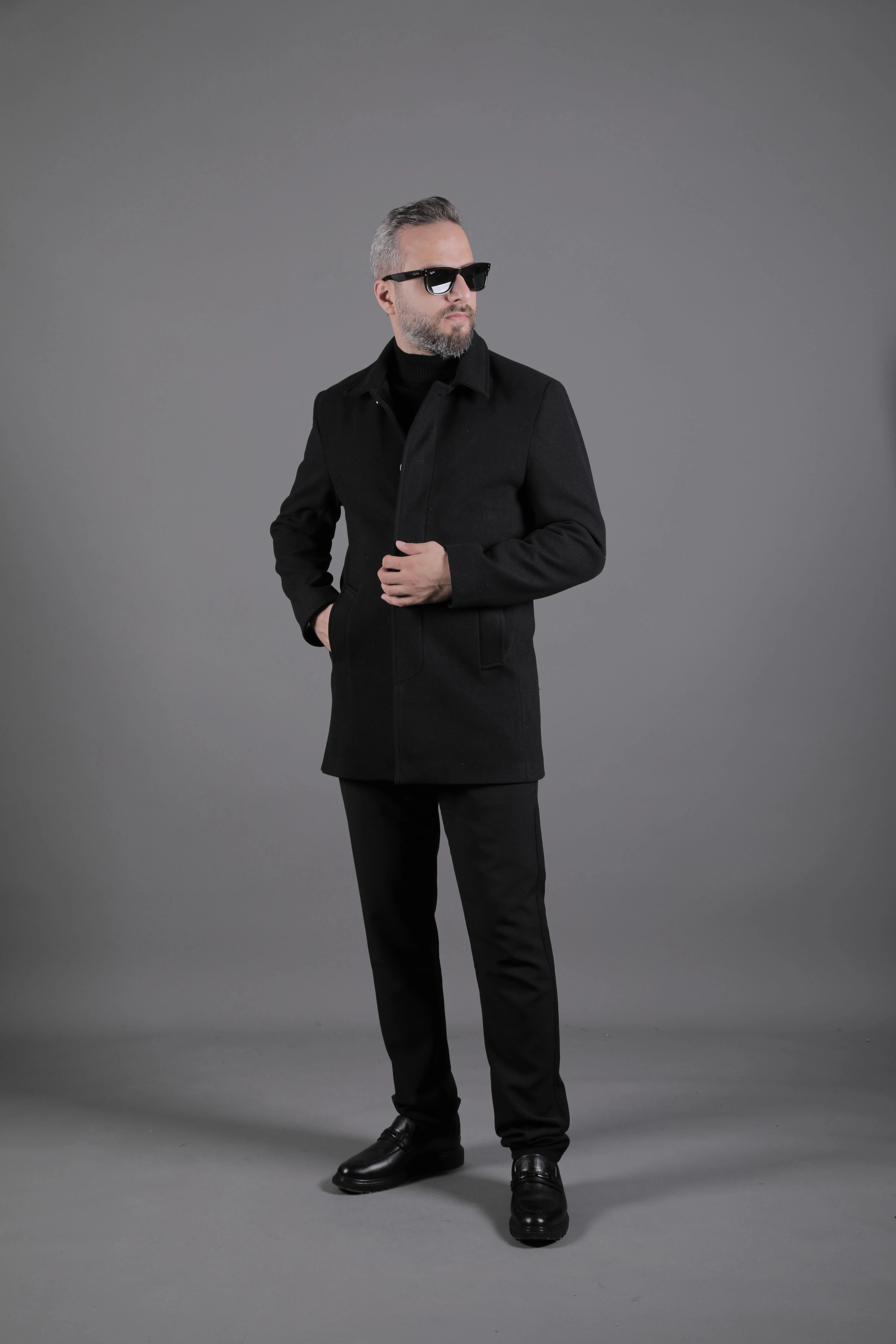 Gizli Düğmeli Erkek Kaşe Kaban Mont