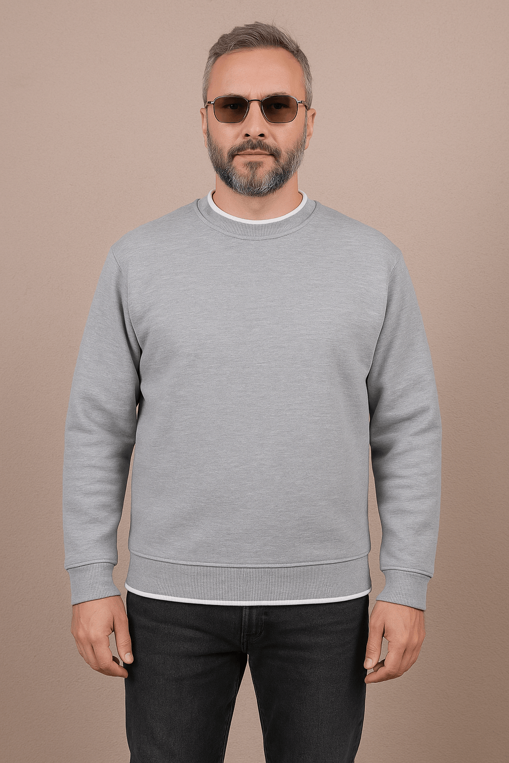 Yaka ve Etek Detaylı Kolu Nakışlı Sweatshirt - Gri