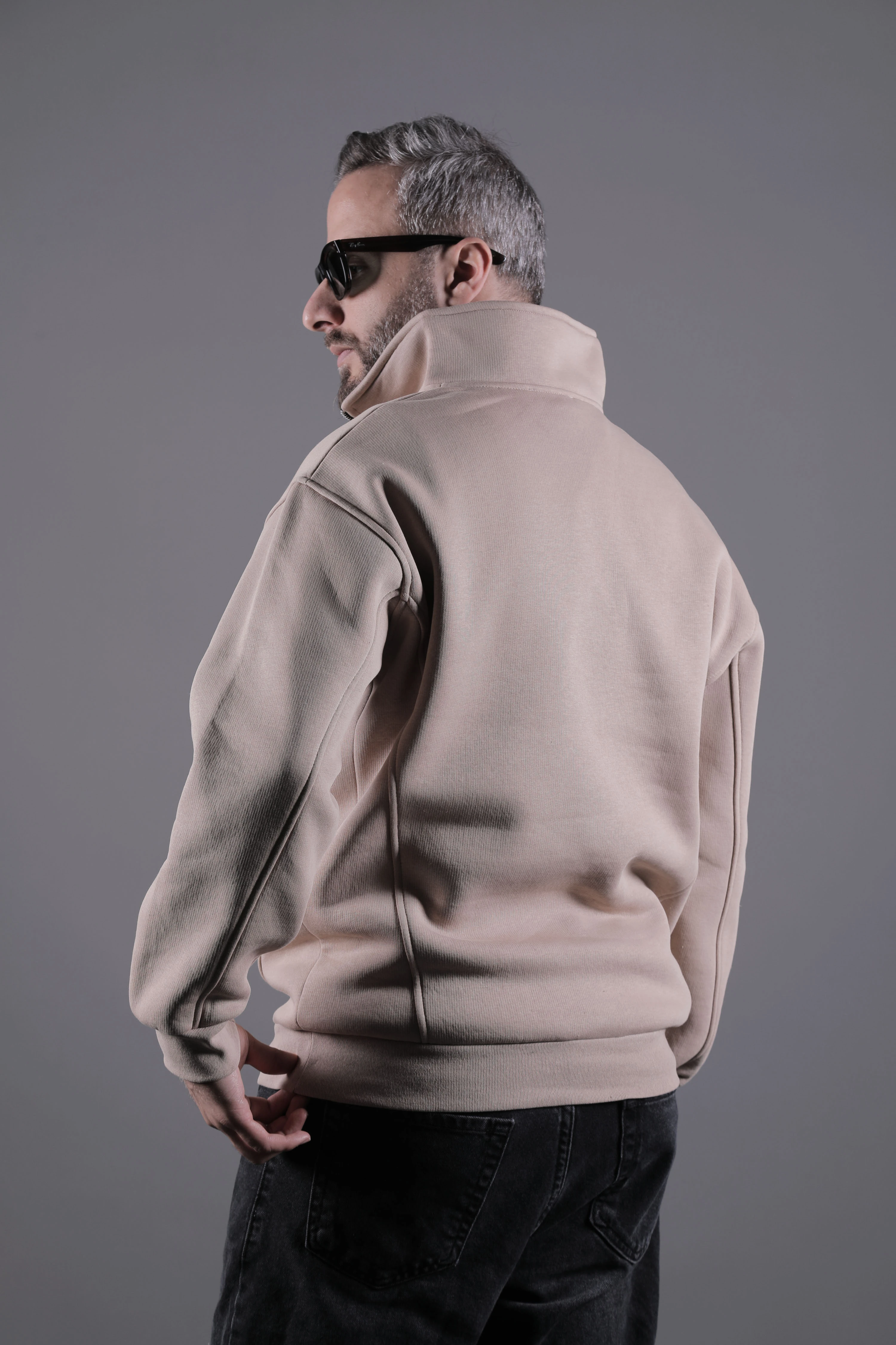 Dik Yakalı Parçalı Erkek Sweatshirt - Krem