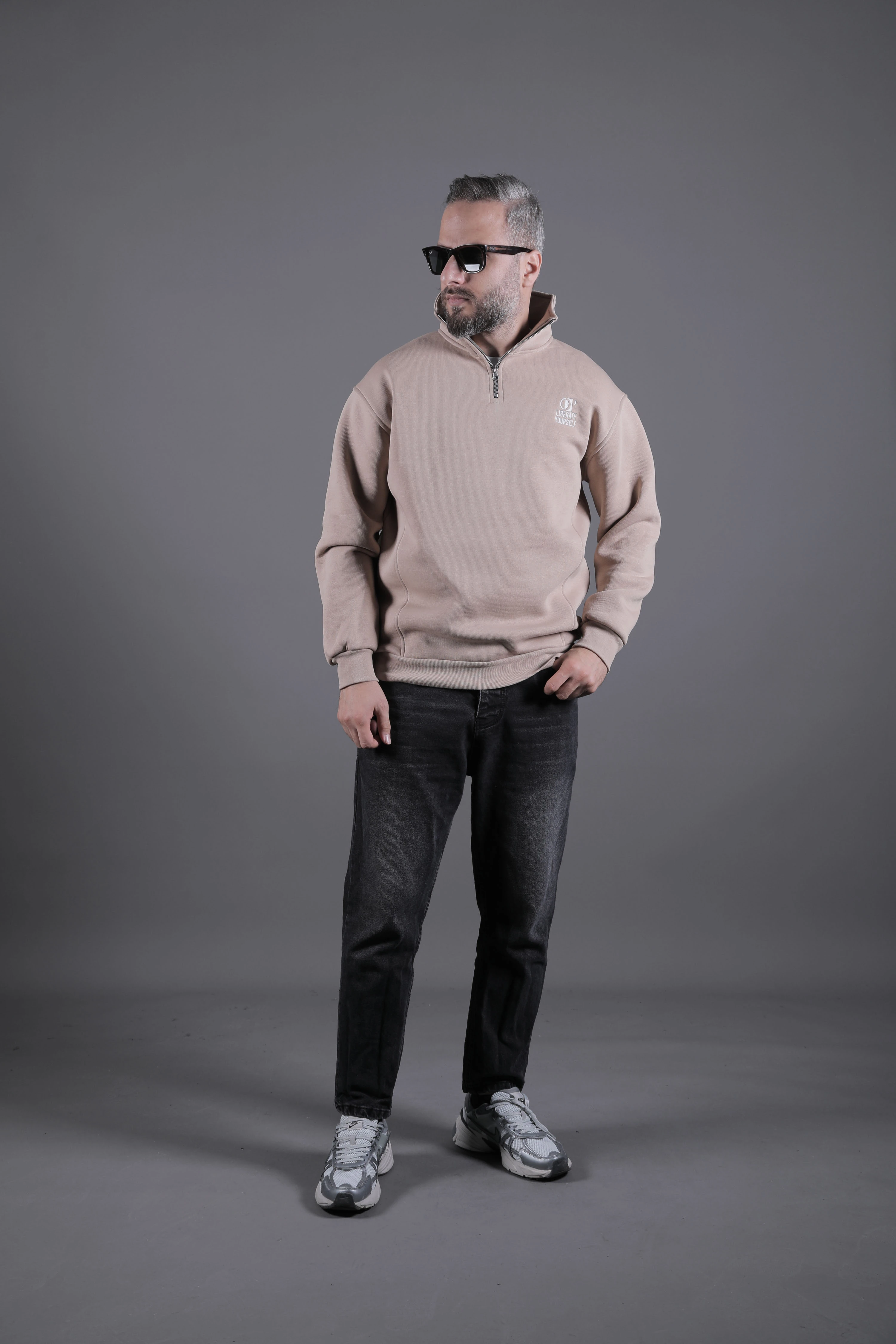 Dik Yakalı Parçalı Erkek Sweatshirt - Krem
