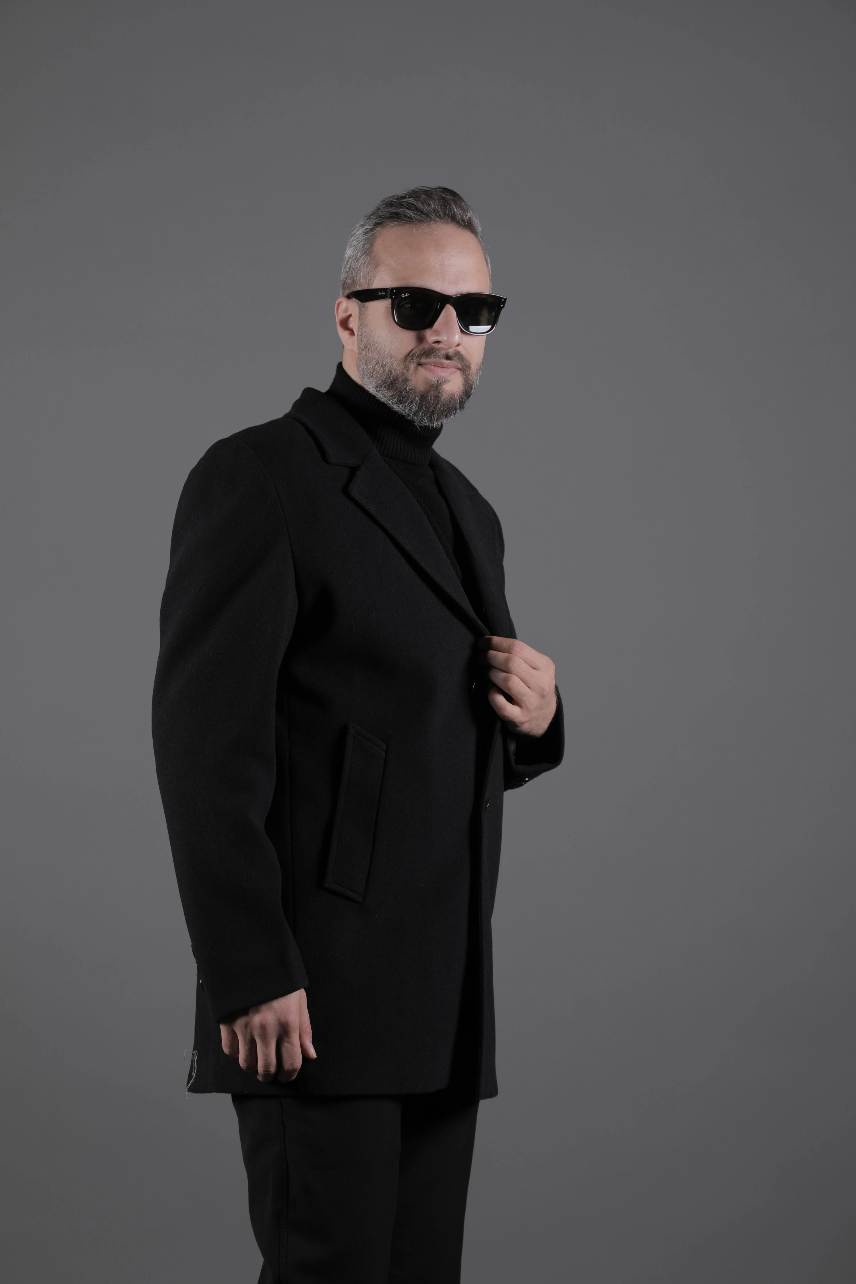 Düğmeli Düz Erkek Kaşe Kaban