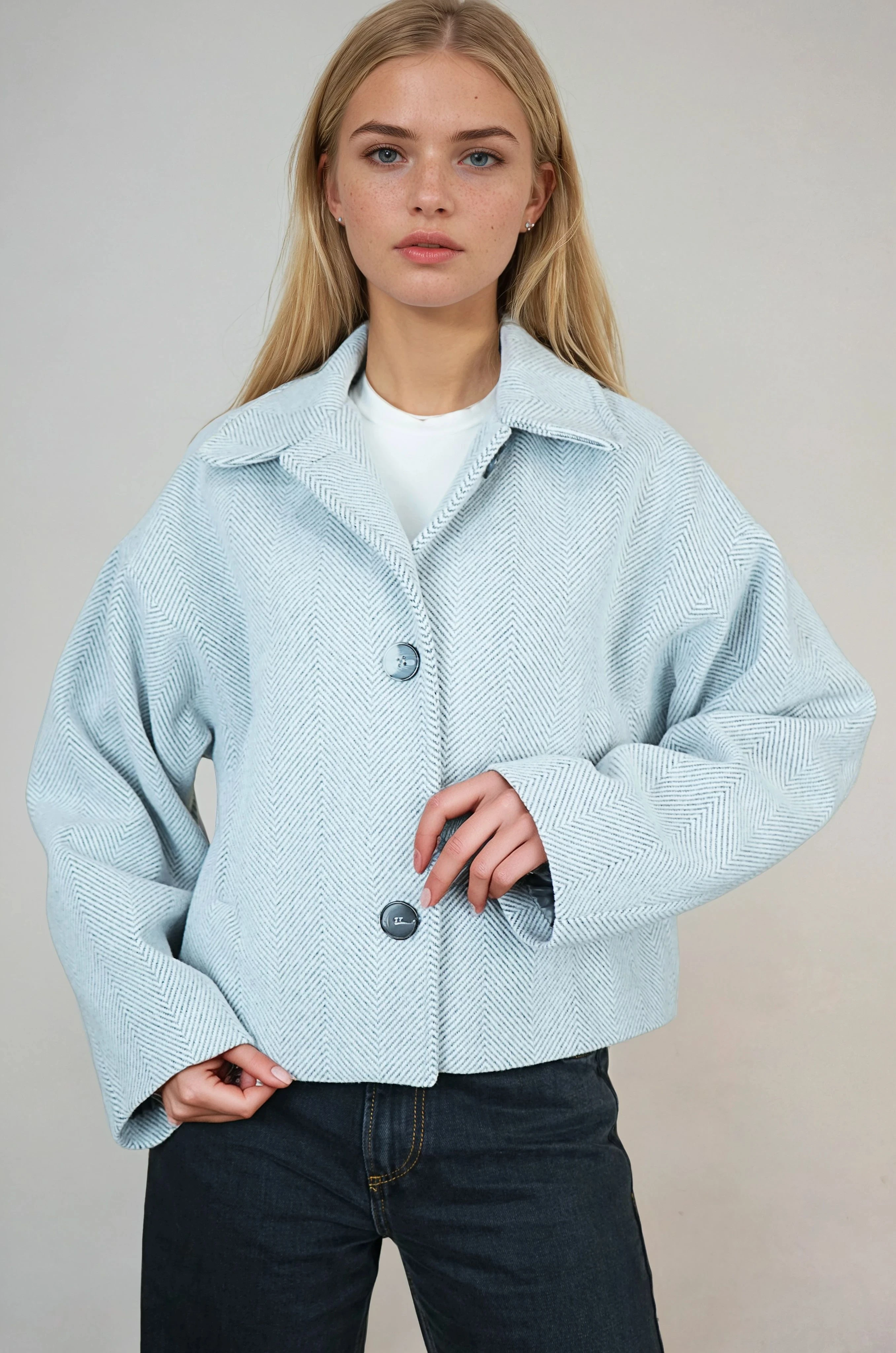 Oversize Desenli Kadın Kısa Kaşe Kaban  - Açık Gri