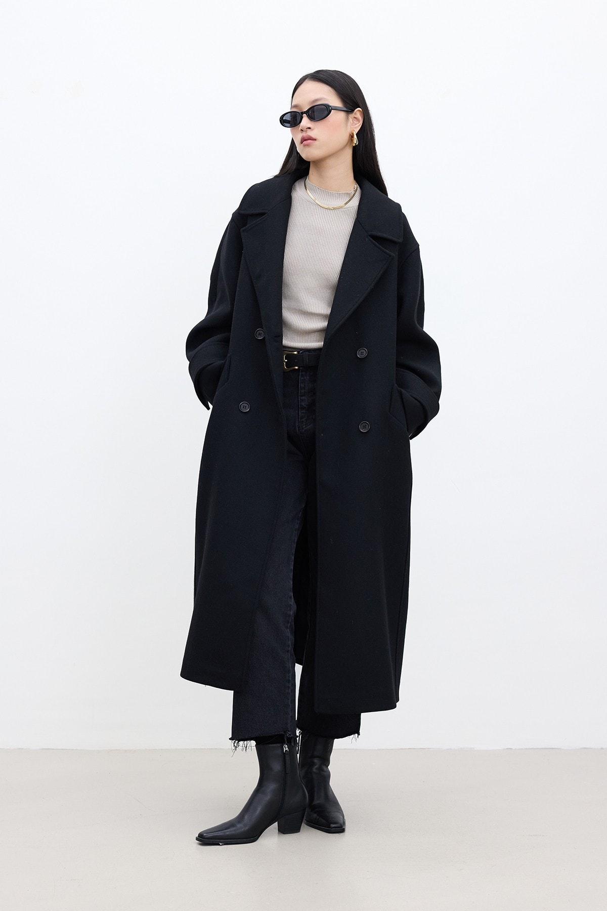 Kemerli Oversize Premium Kadın Kaşe Kaban - Siyah