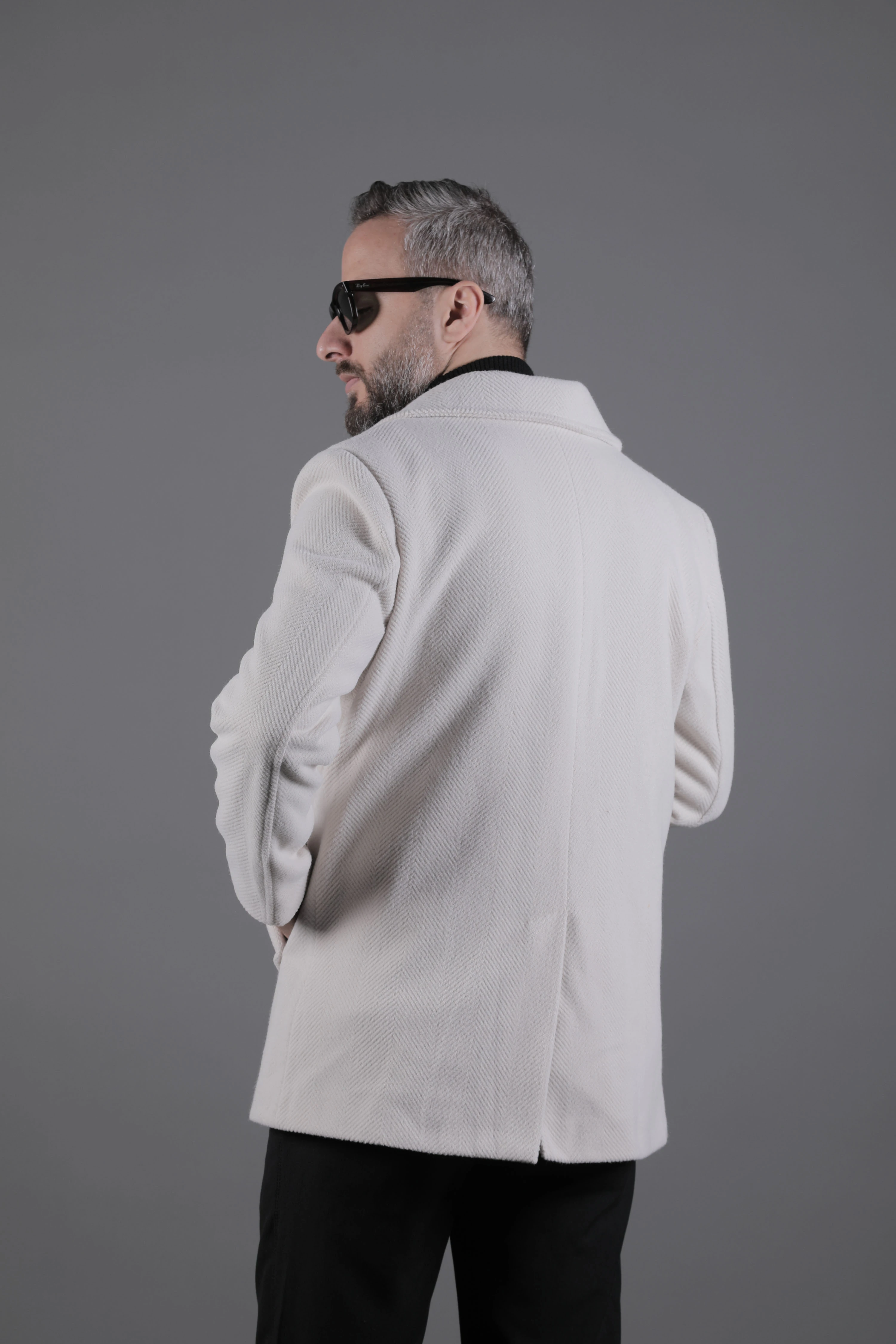 Desenli Kruvaze Erkek Kaşe Kaban - Bej