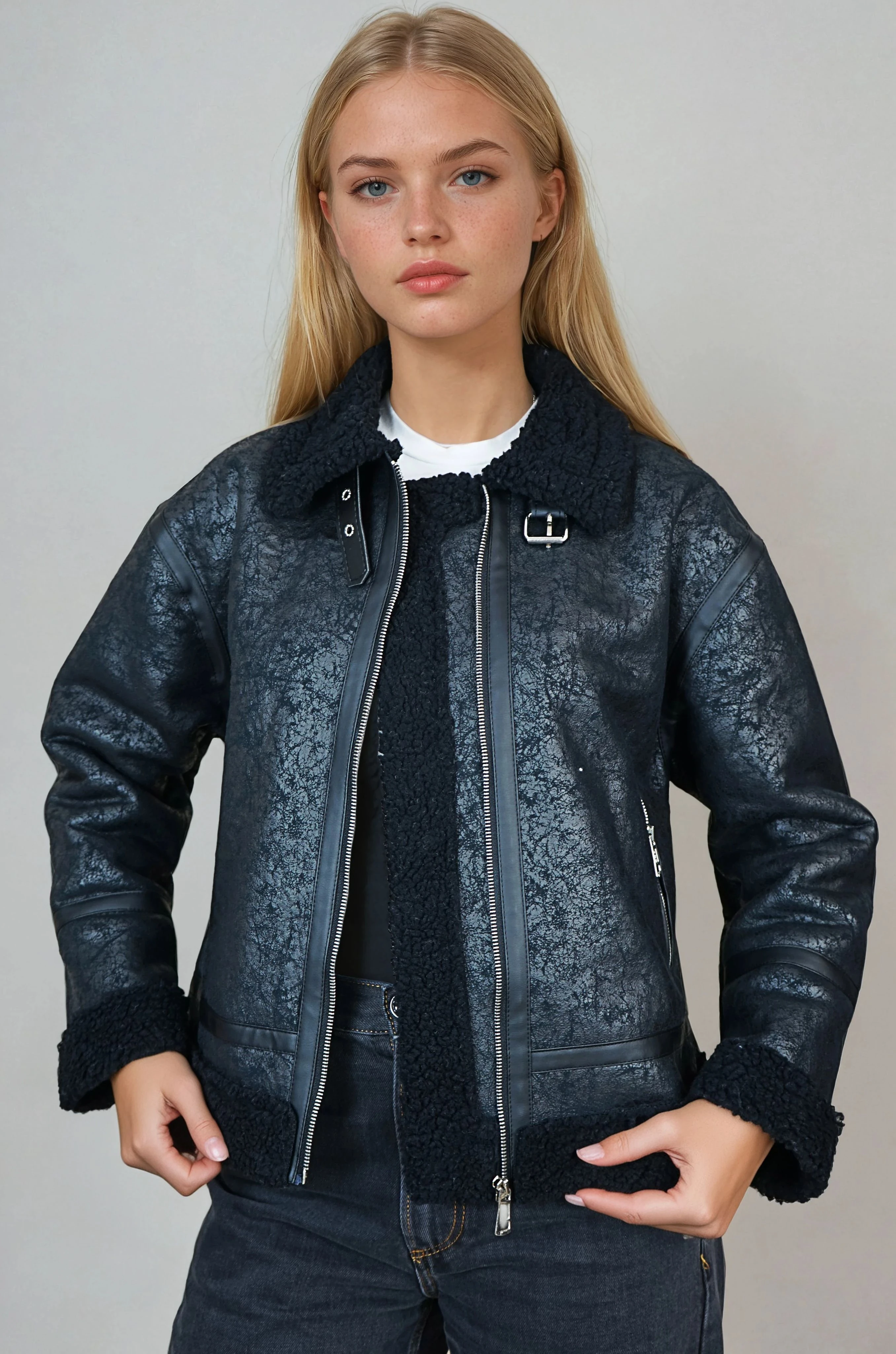 İçi Kürklü Kadın Napa Mont - Siyah