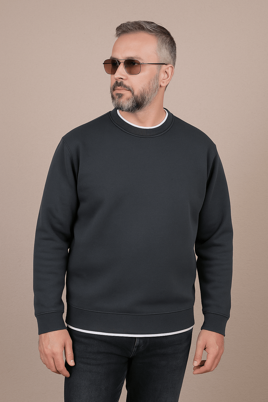 Yaka ve Etek Detaylı Kolu Nakışlı Sweatshirt - Füme