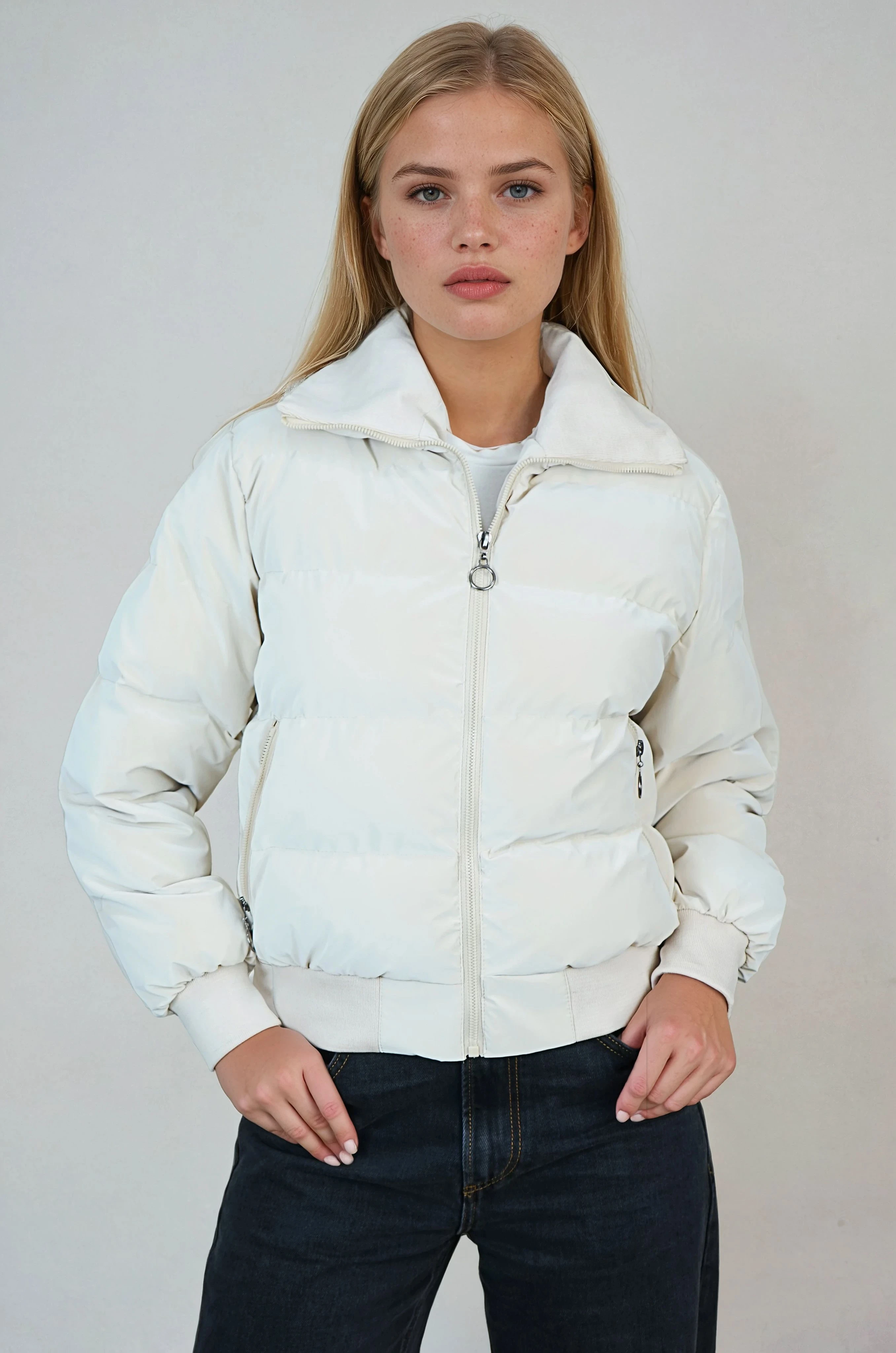 Yaka Detaylı Kadın Şişme Mont - Bej