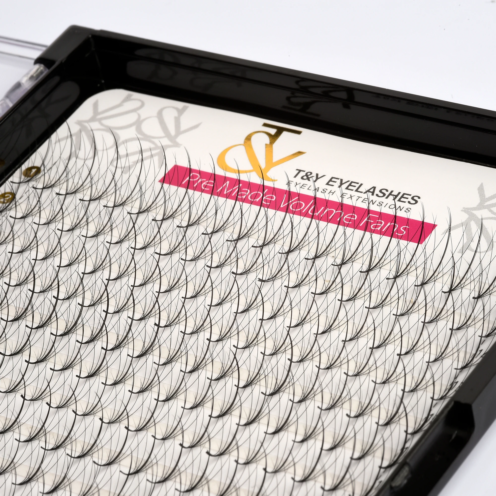 Hazır Demet İpek Kirpik - 5D , Spiky Islak Efect , T&Y , CC 0,07 , Mix 8-15mm , 16 Sıra , 320 Demet