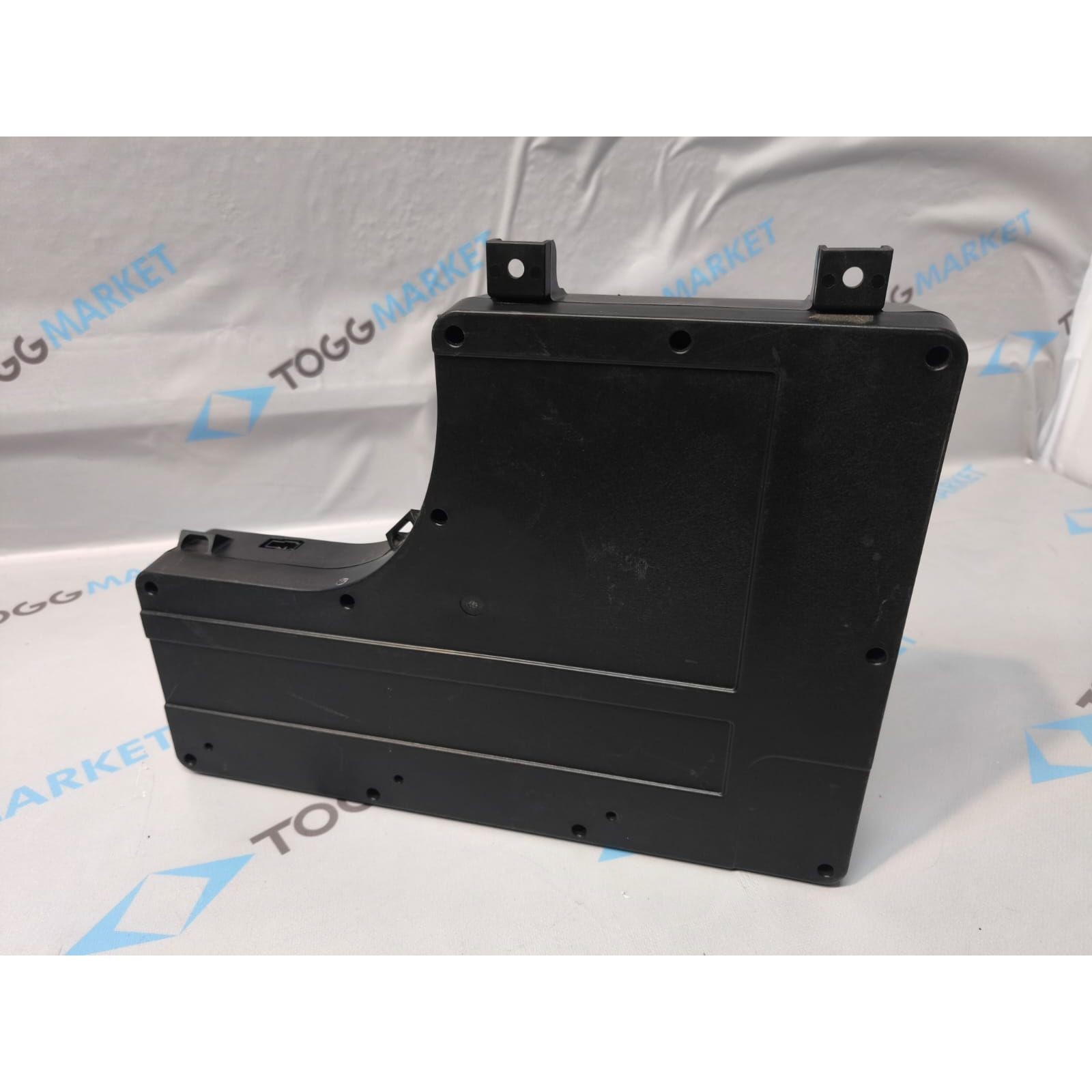 TOGG T10X BAGAJ HOPARLÖRÜ SUBWOOFER C1_B1108223110_AA