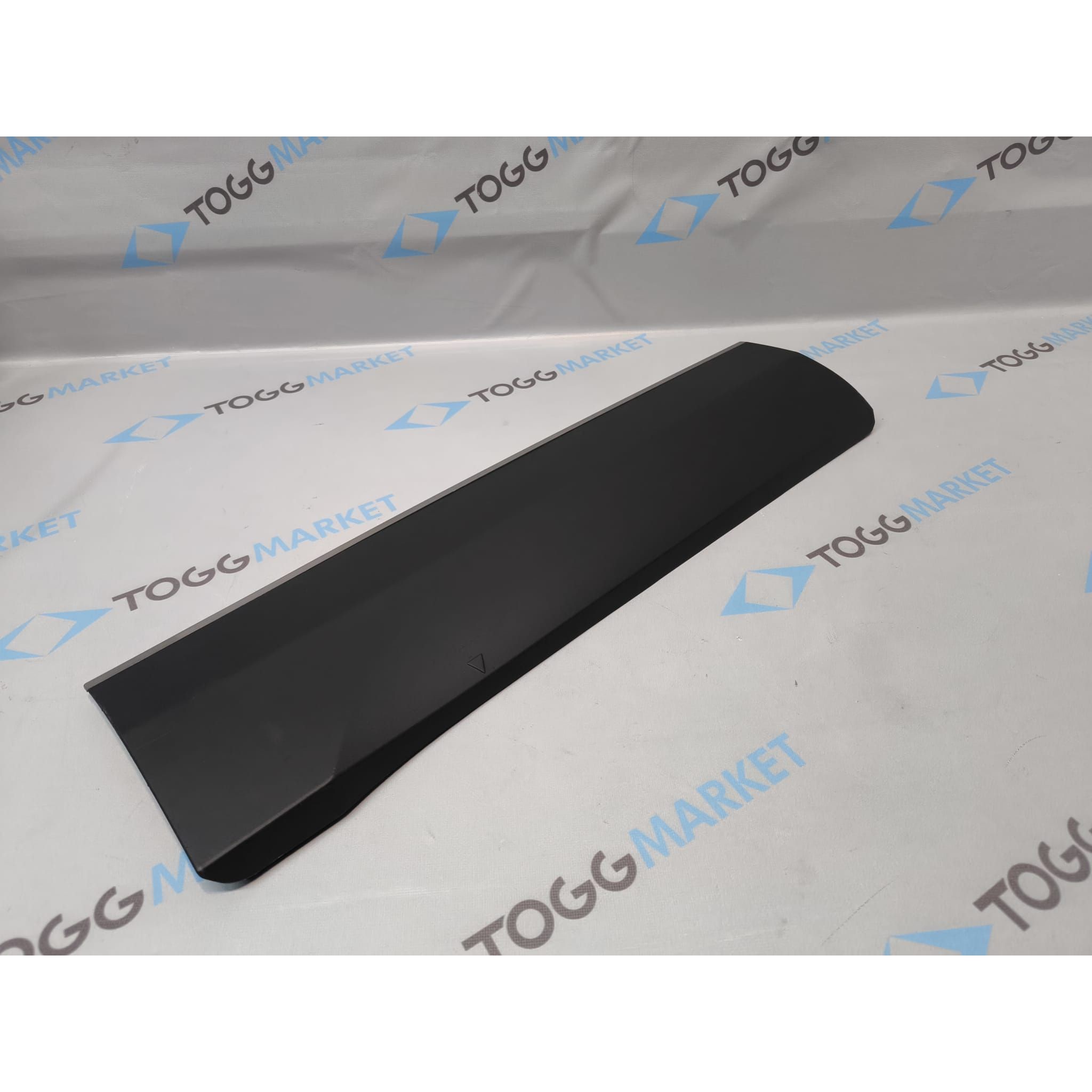 TOGG T10X KAPI PLASTİĞİ