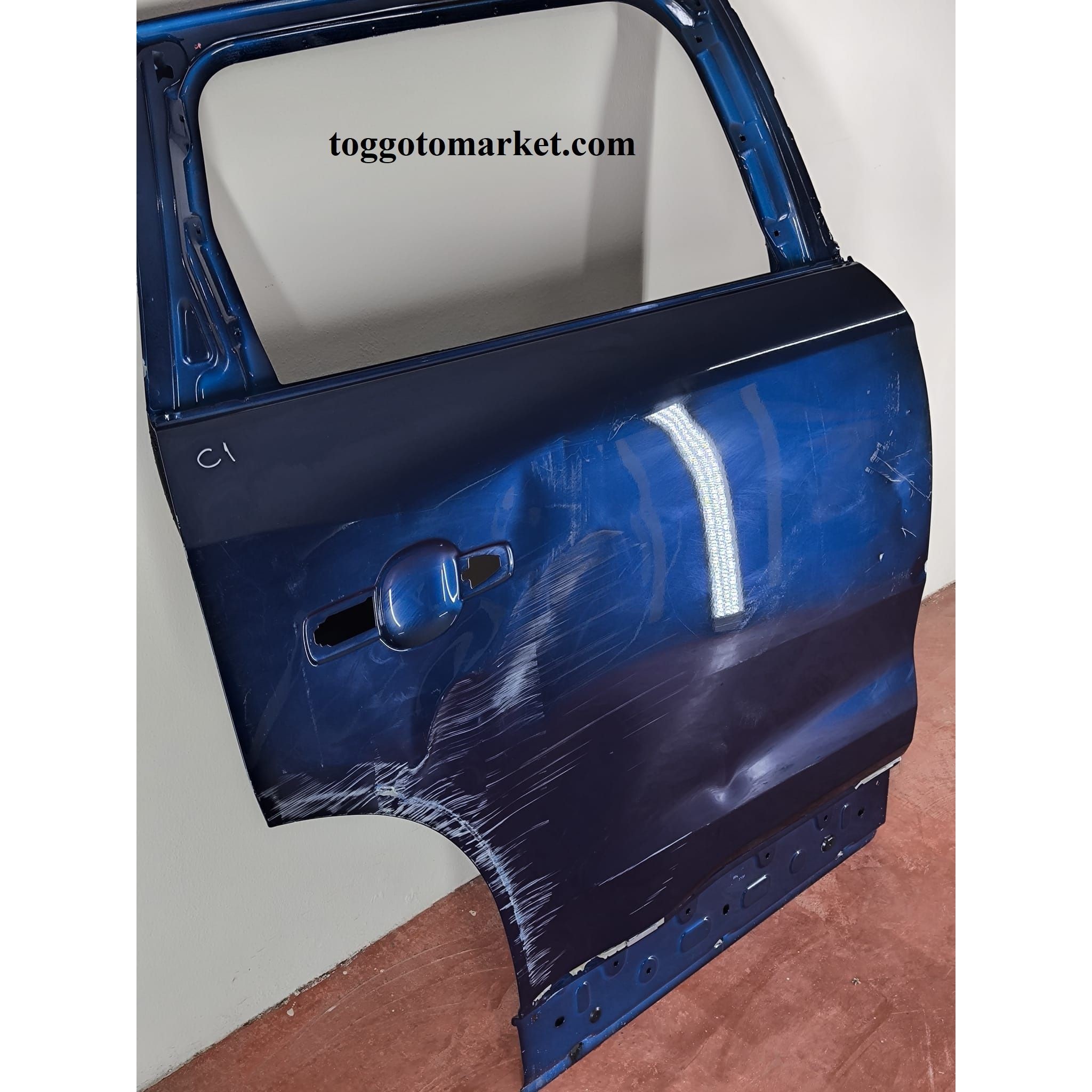 TOGG T10X SAĞ ARKA KAPI C1