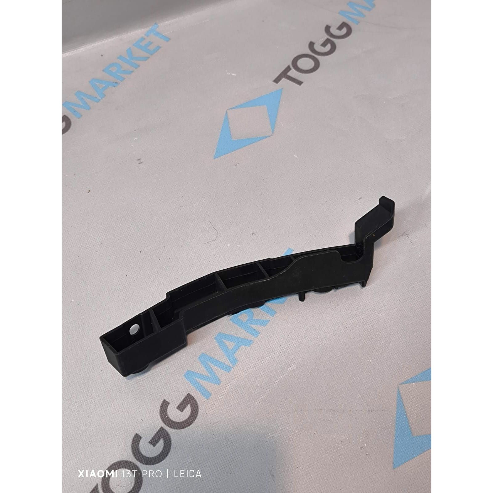 TOGG T10X ÖN TAMPON TUTUCU BRAKET SOL