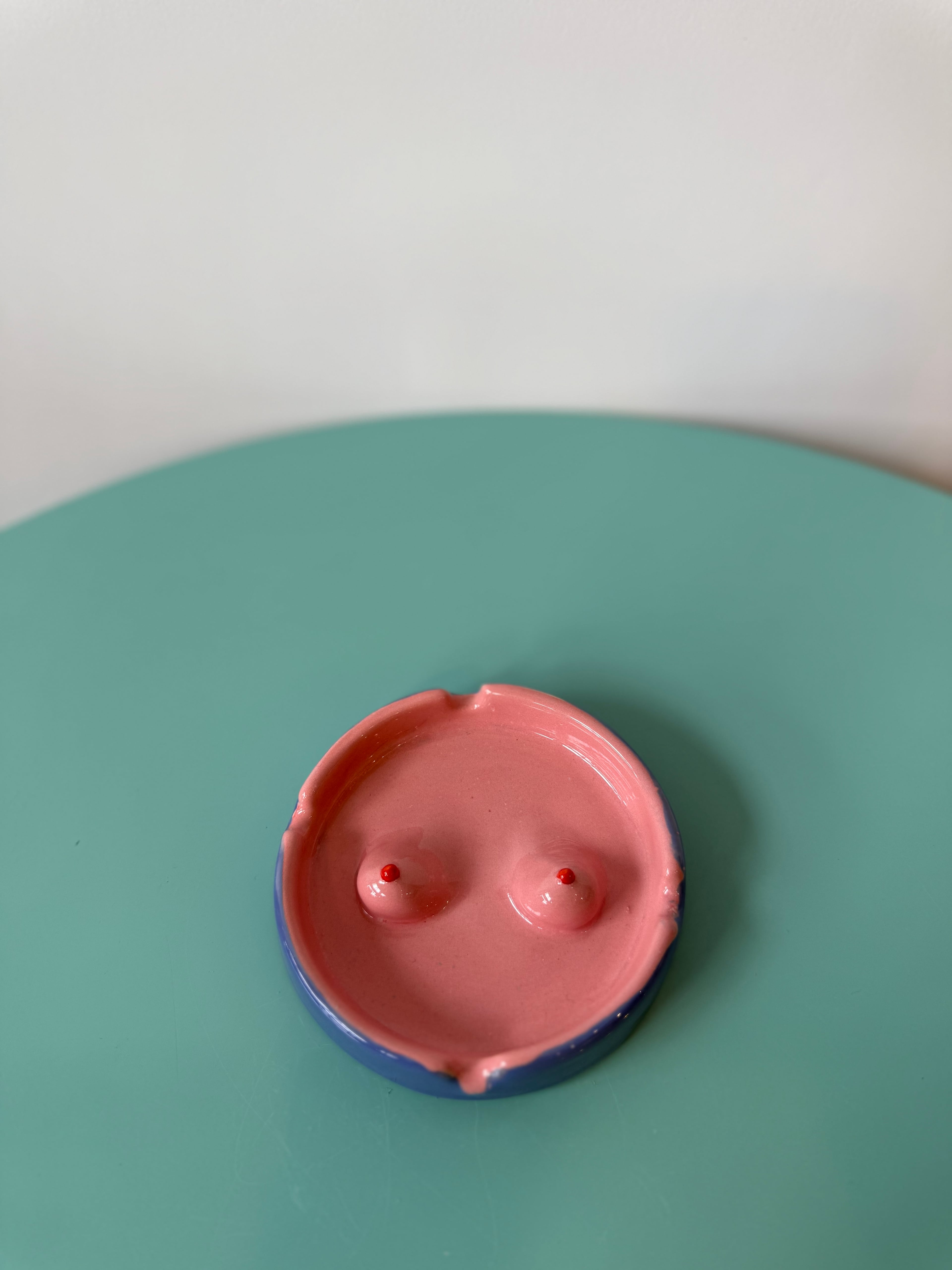 Mor-Pembe Meme Küllük by F2 Studio