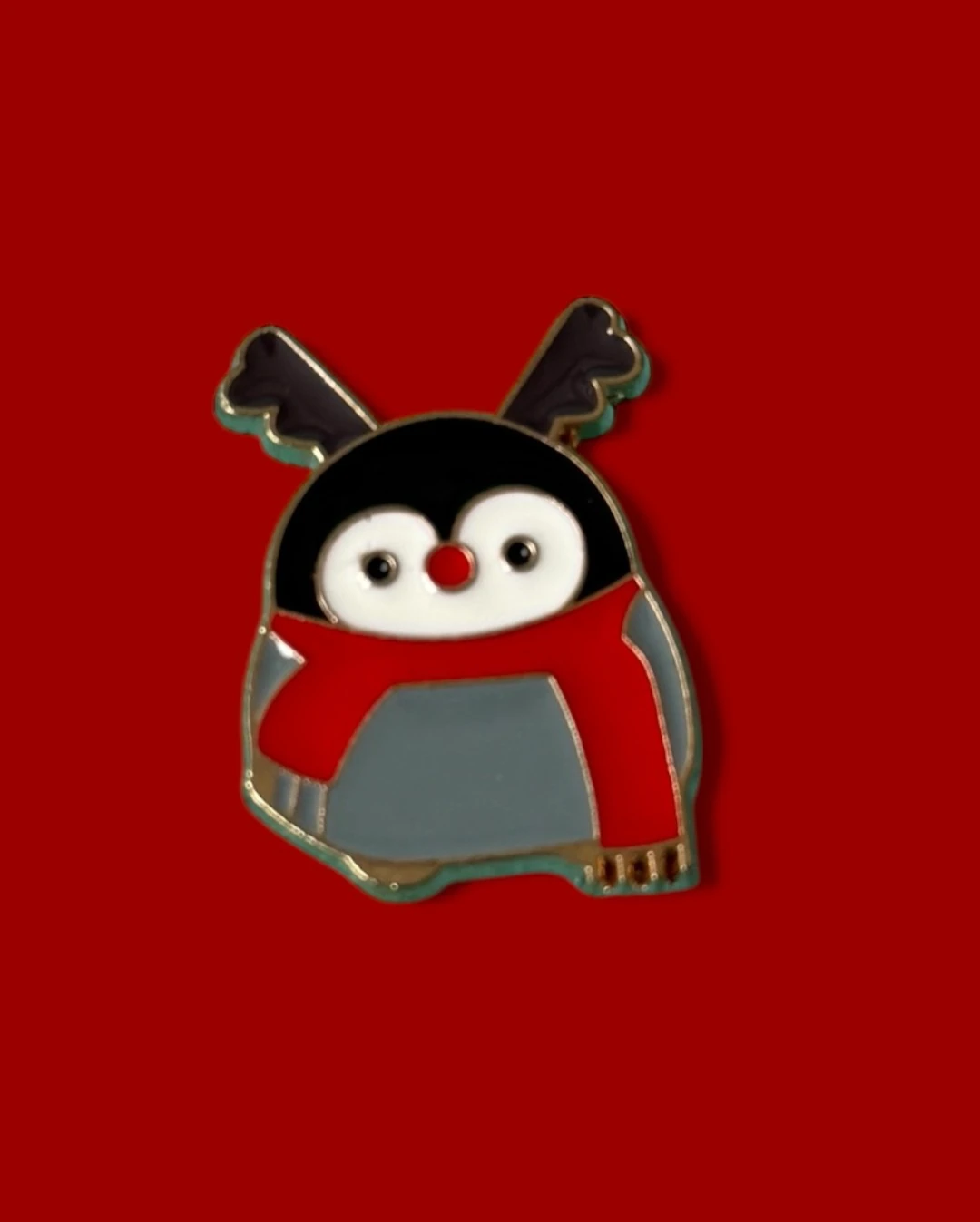 Rudolf with Scarf Xmas Pin