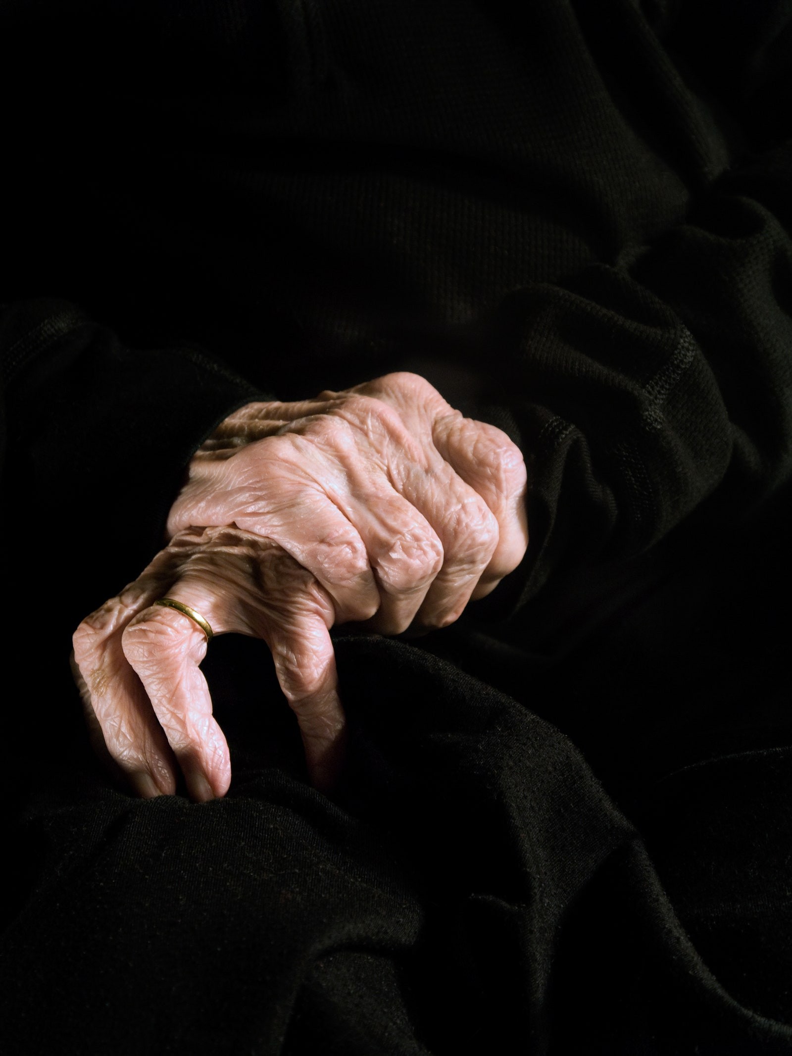 Mumbling Beauty: Louise Bourgeois by Alex Van Gelder