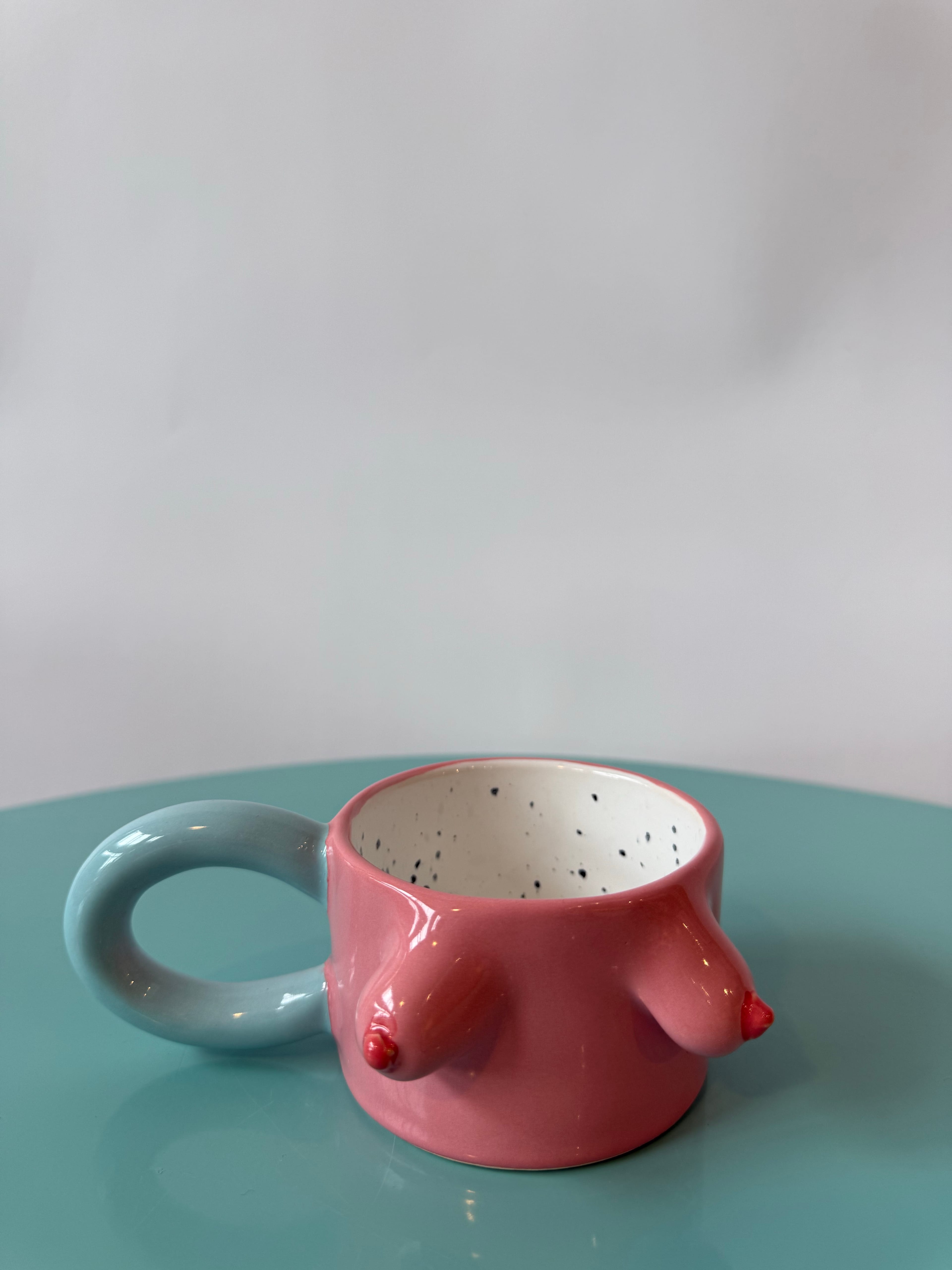 Mavi Kulplu Pembe Meme Mug