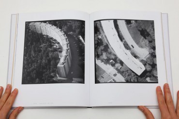 One Time One Million (Migratory Birds / Romantic Capitalism) by Susanne Kriemann