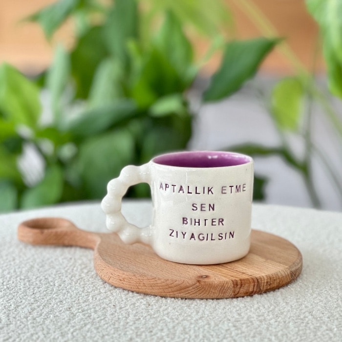 Aptallık Etme Sen Bihter Ziyagilsin by Paper Ceramic