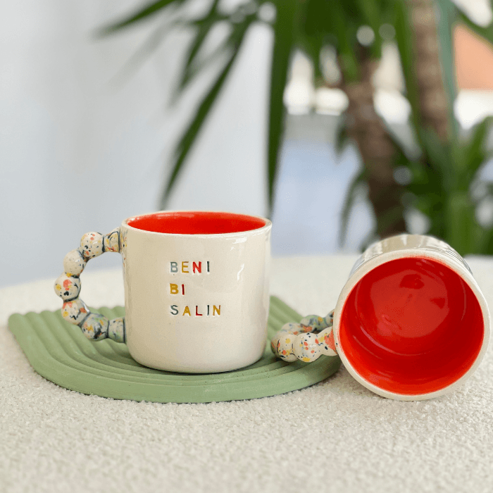 Beni Bi Salın by Paper Ceramic