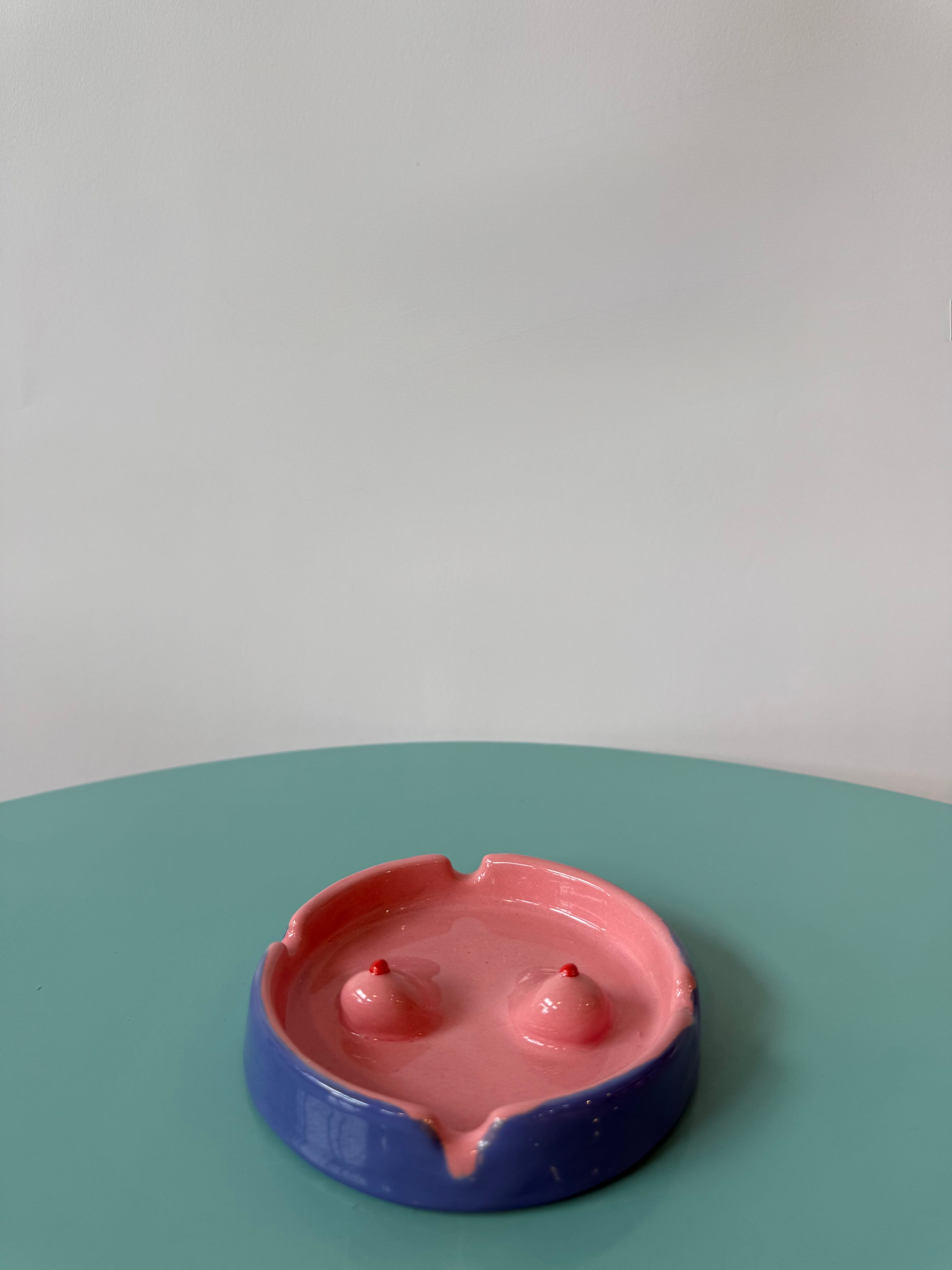 Mor-Pembe Meme Küllük by F2 Studio