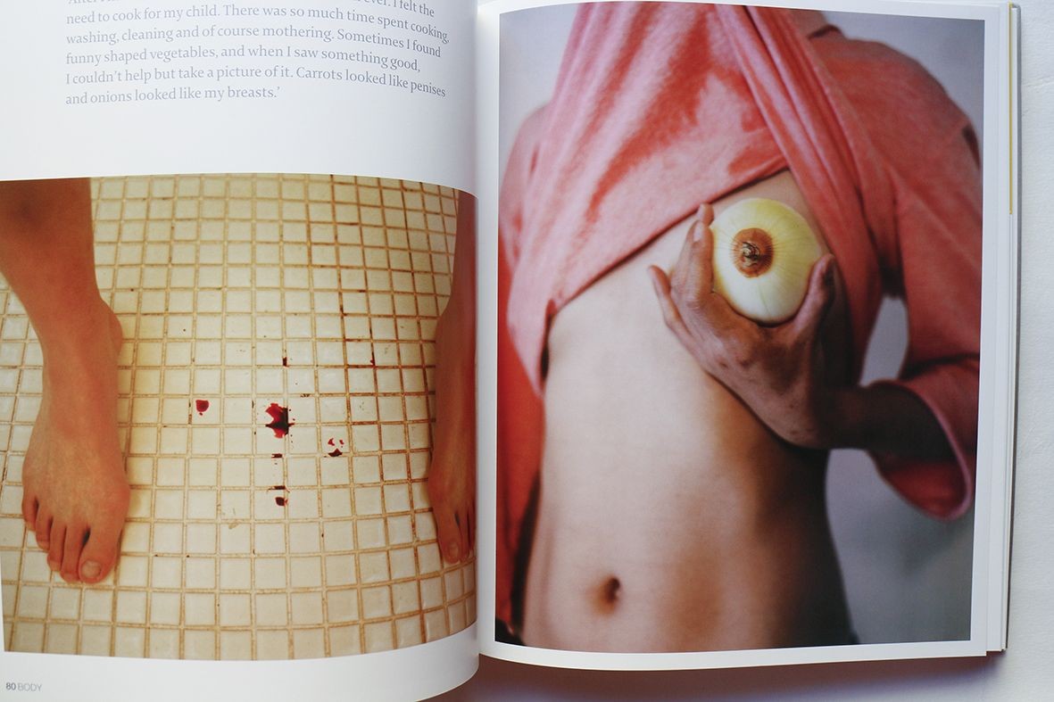 Auto Focus : The Self-Portrait in Contemporary Photography by Susan Bright