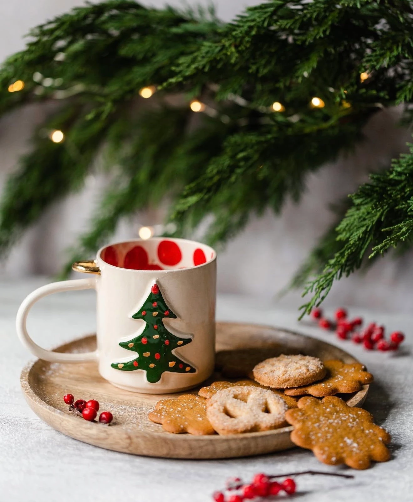 Pine Fincan by Gri Seramik